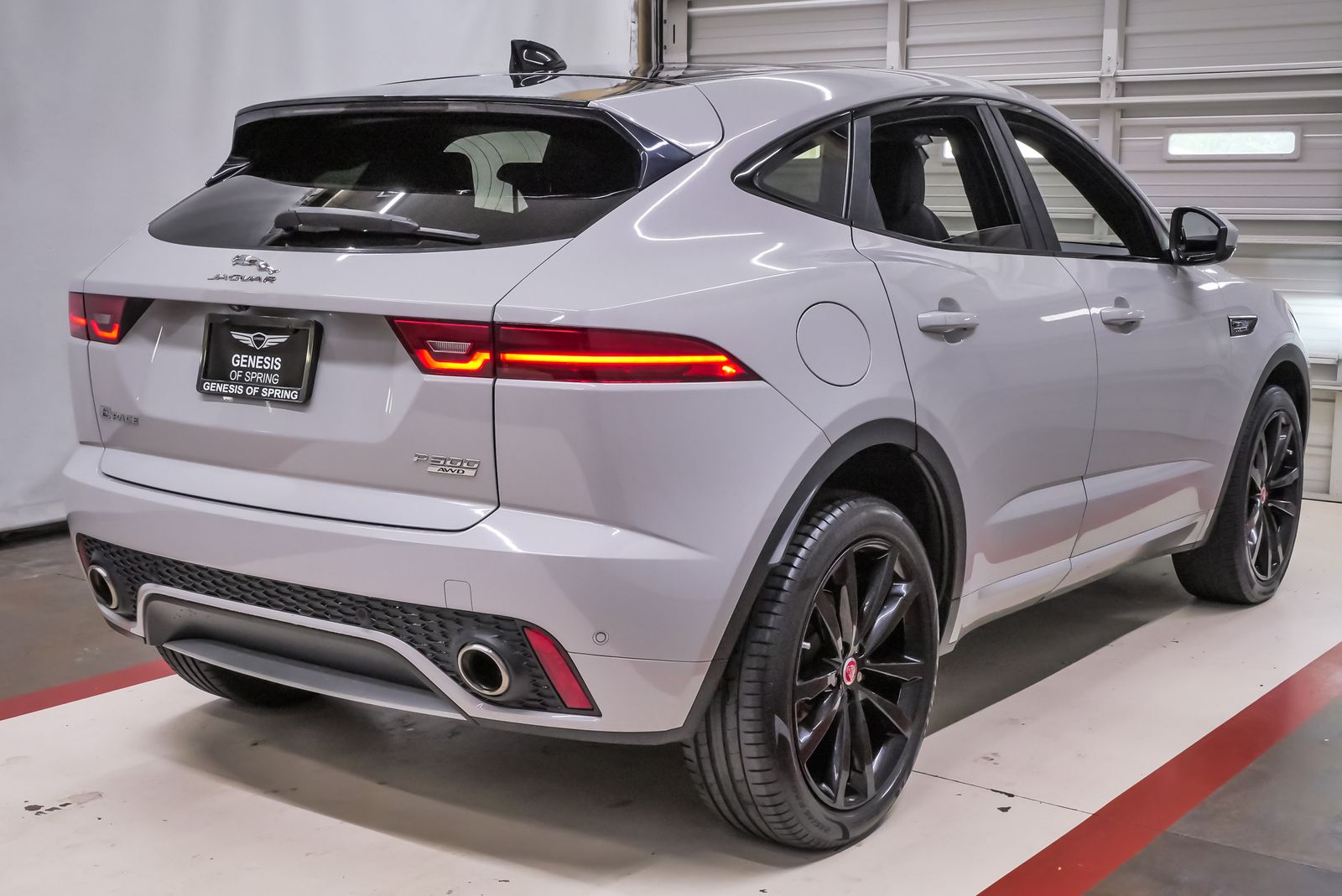 2019 Jaguar E-PACE R-Dynamic - 5