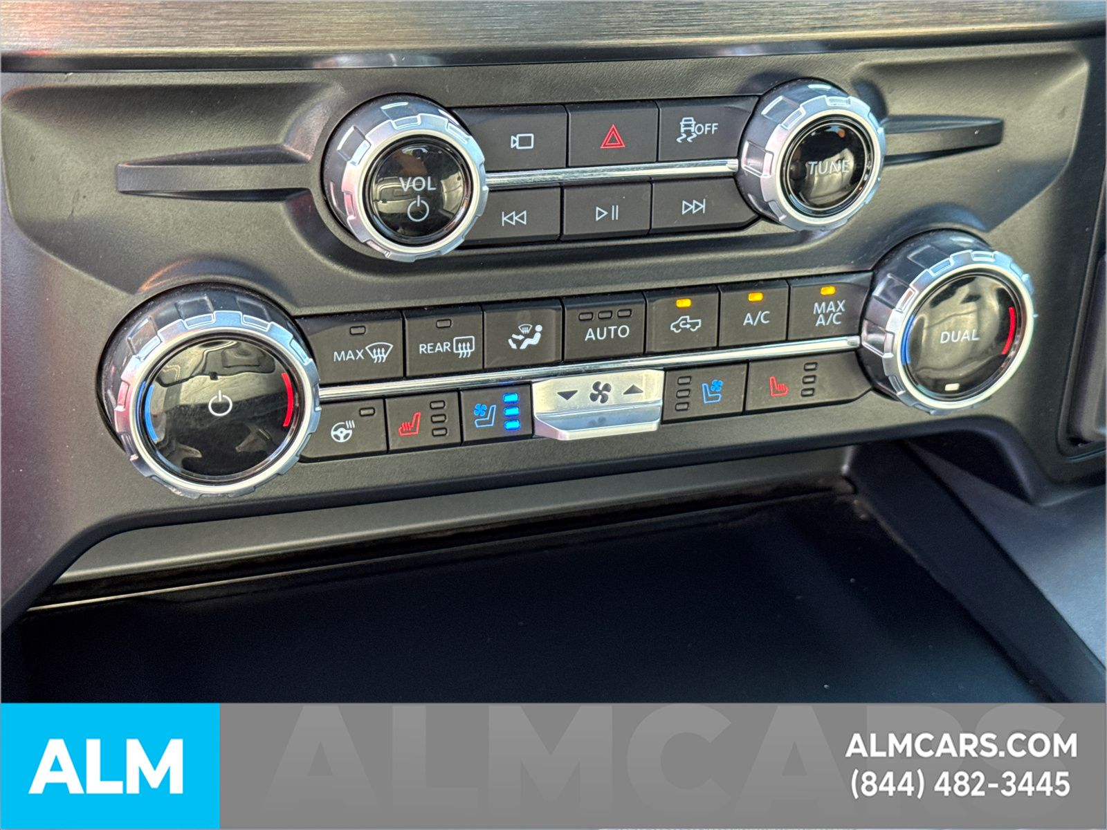 Used 2025 Gray Ford Lariat image 34