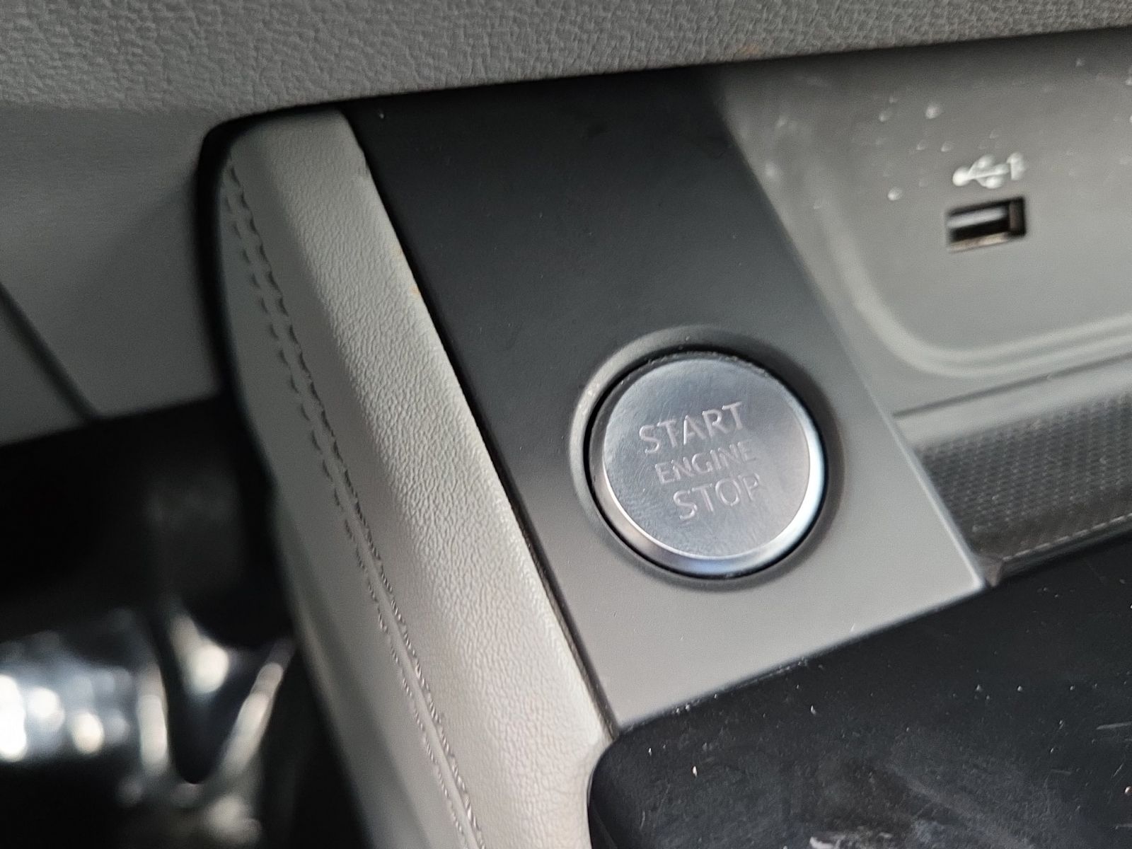 Used 2024  Audi 45 S line Premium Plus image 35