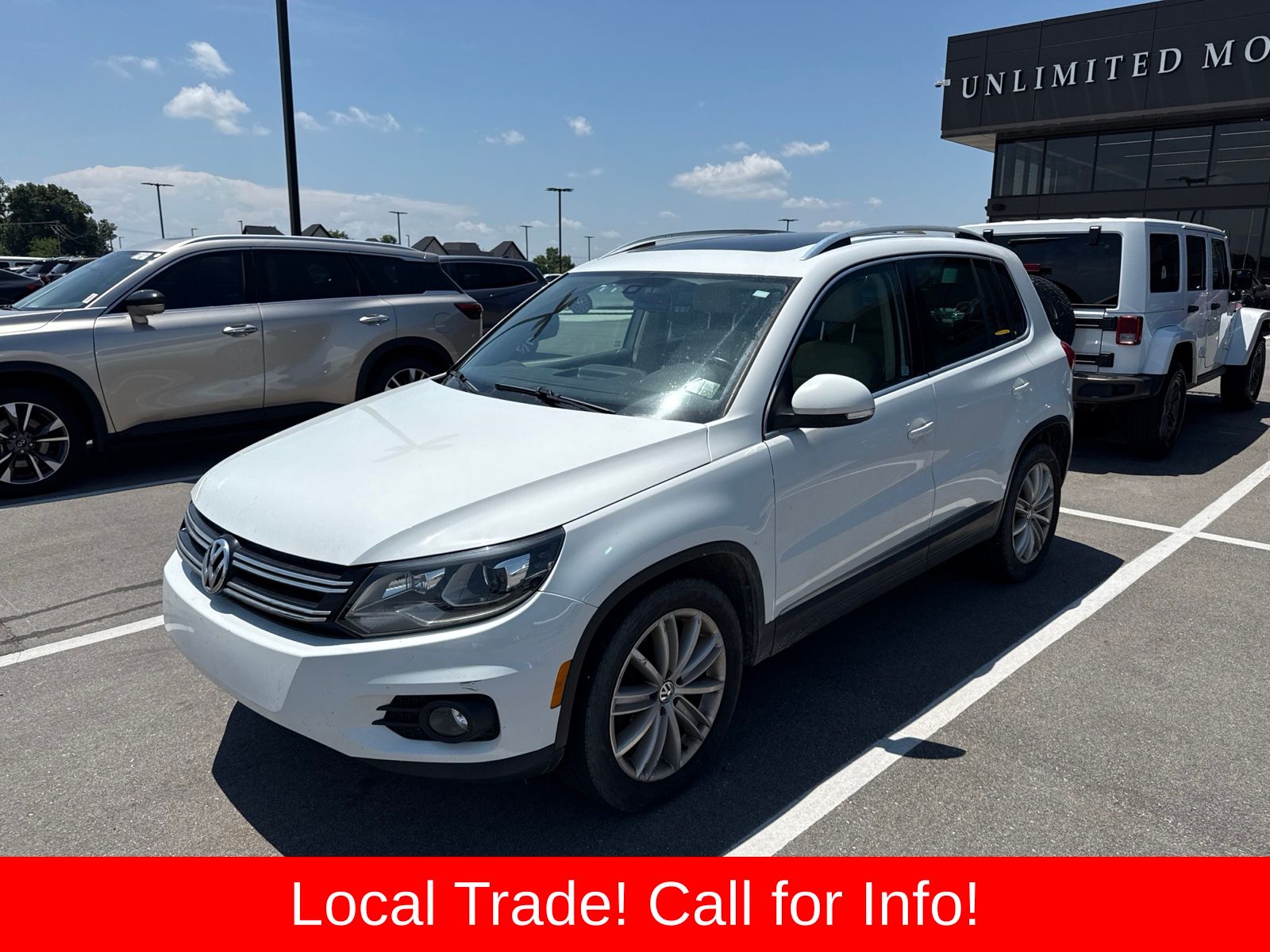 Pure White 2016 Volkswagen Tiguan SUV / Crossover Front-Wheel Drive 6-Speed Automatic