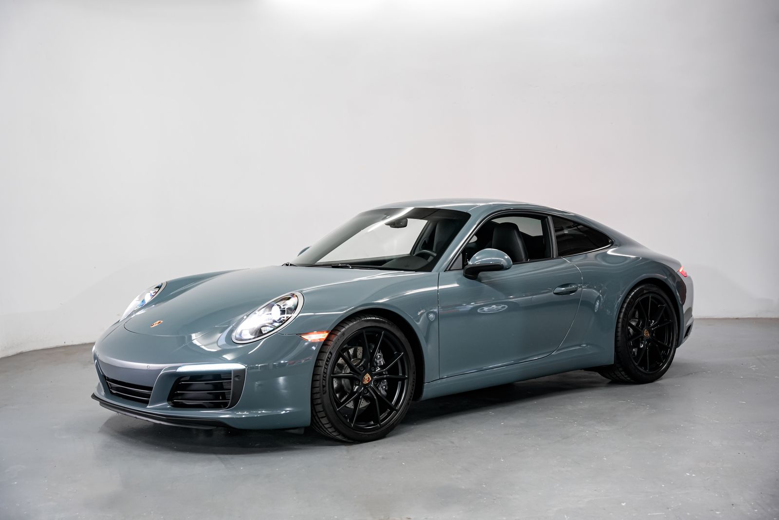 2018 Porsche 911 Carrera — photo 5