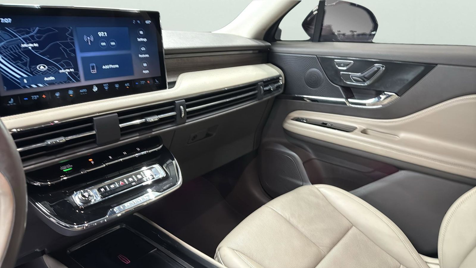 Used Car 2023 Lincoln Corsair  Reserve For Sale Under $40,000 In Austin, Texas