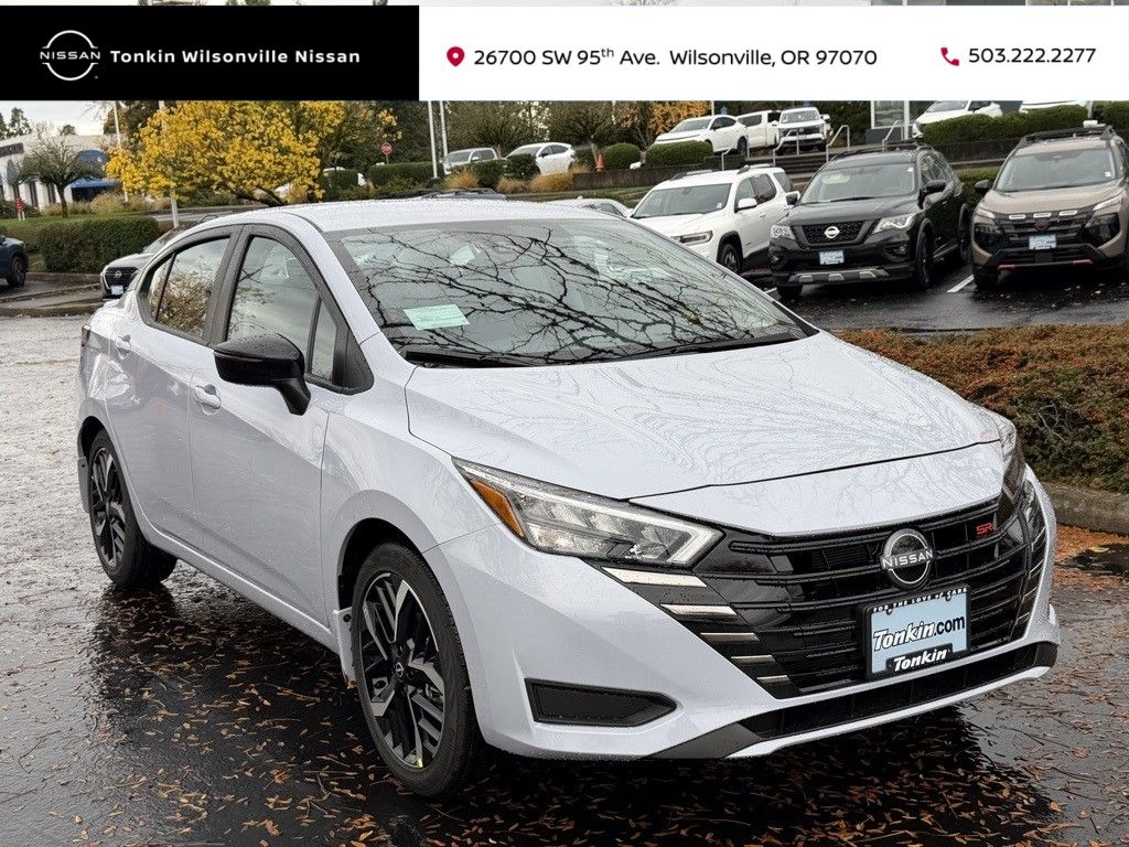 2025 Nissan Versa Sedan SR