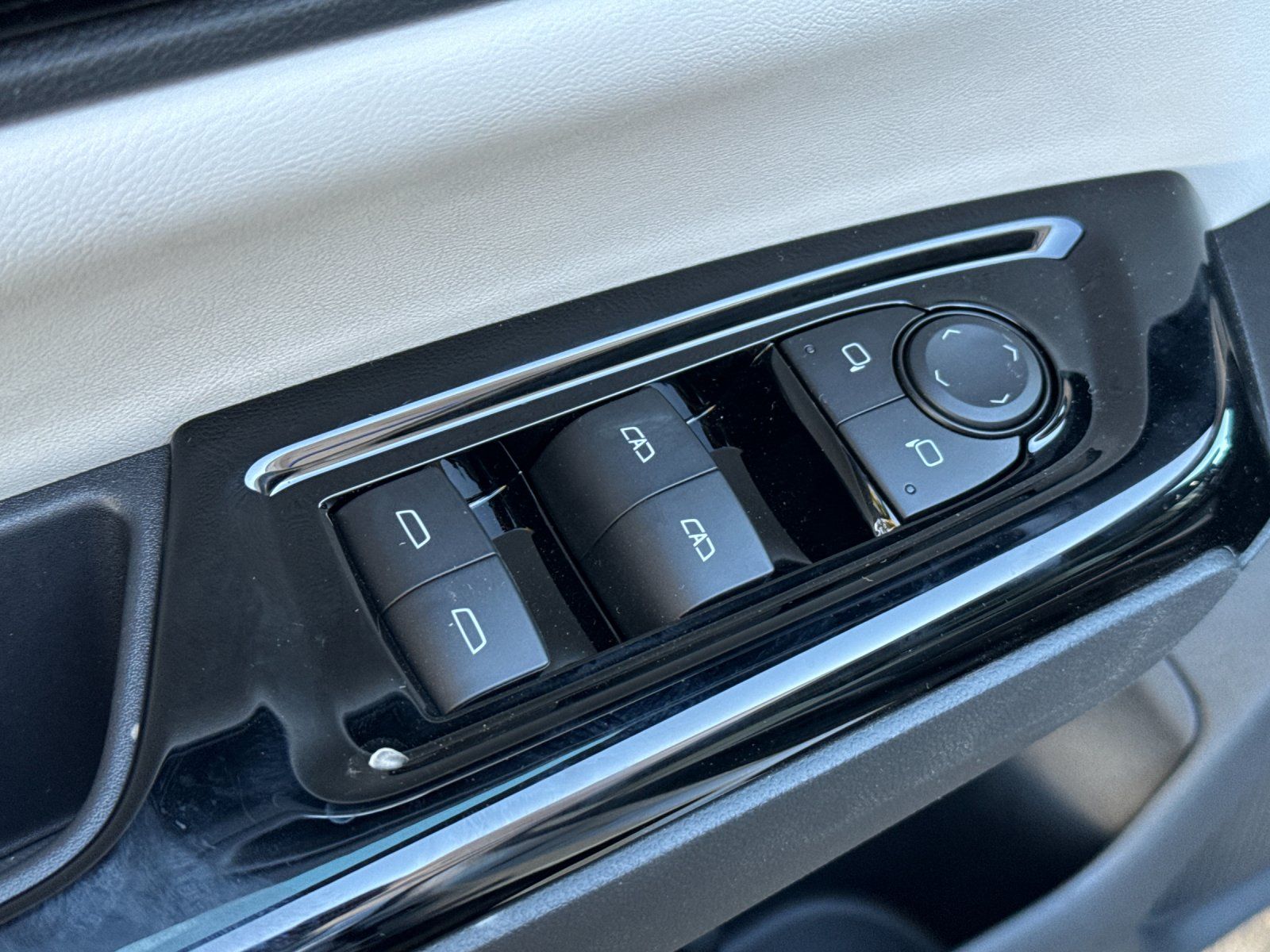 2026 Honda Prologue Touring - Photo 12