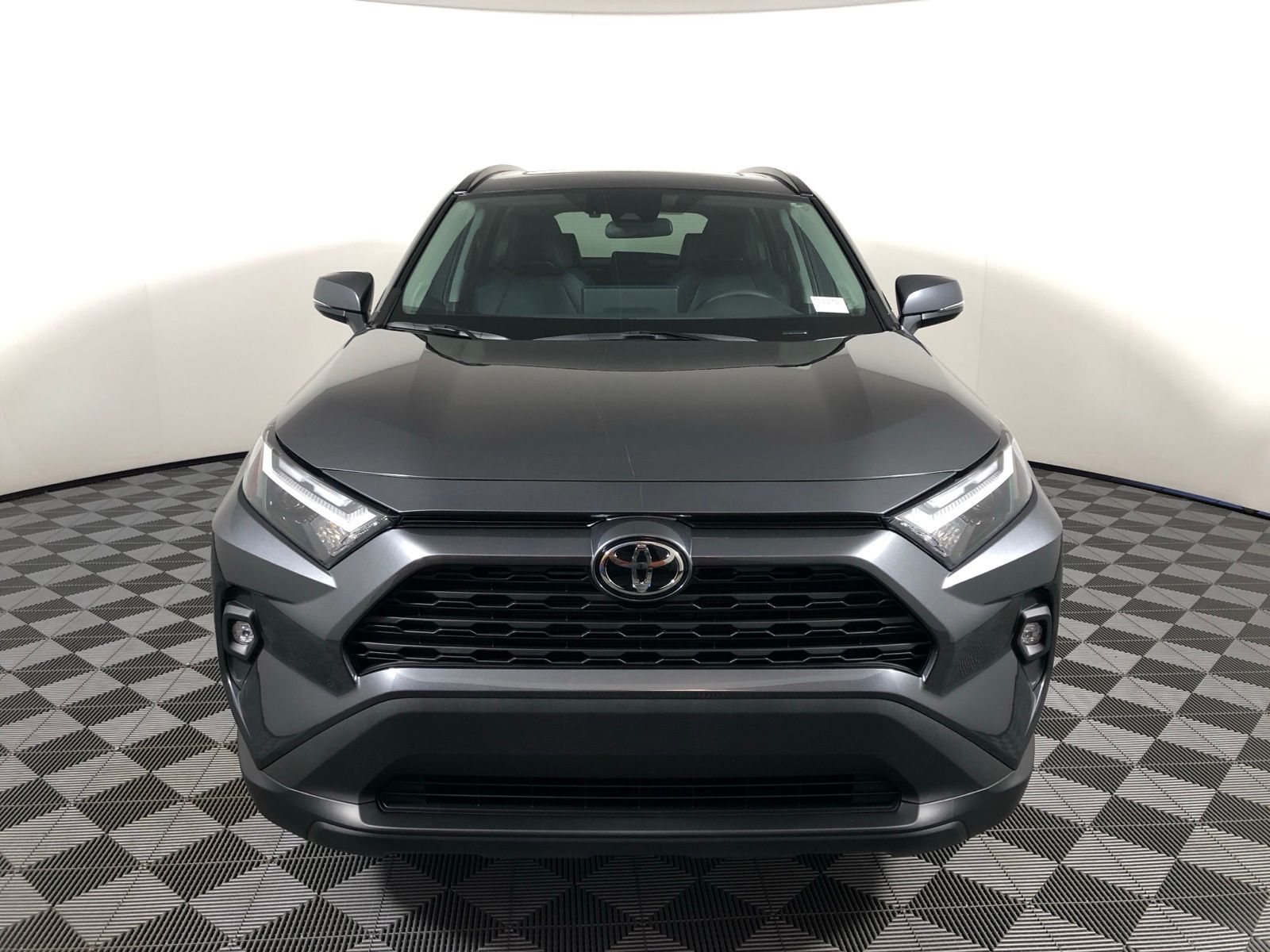 Thumbnail: 2025 Toyota RAV4 - 2