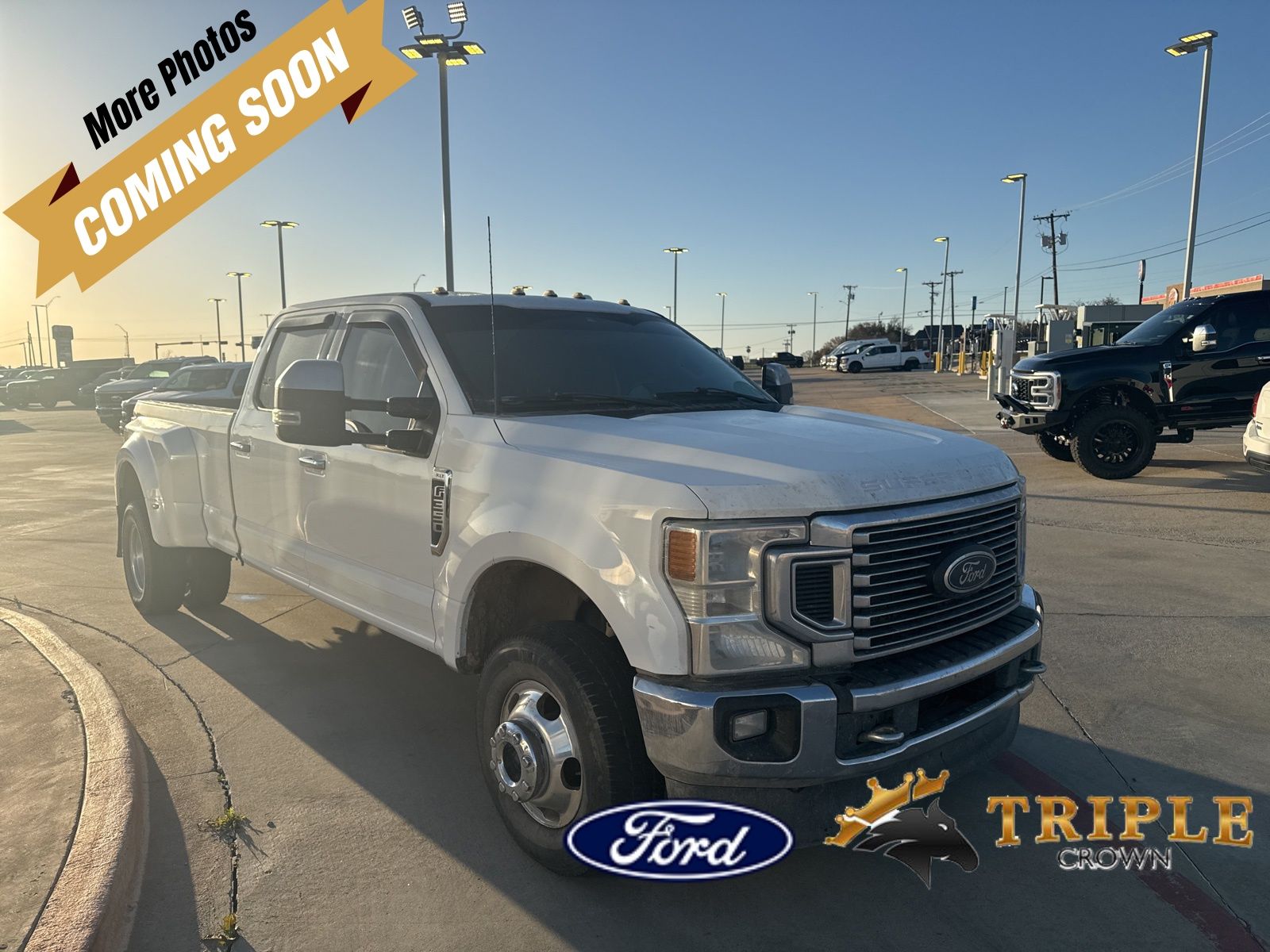 2022 Ford F-350 Super Duty XLT Crew Cab LB DRW 4WD
