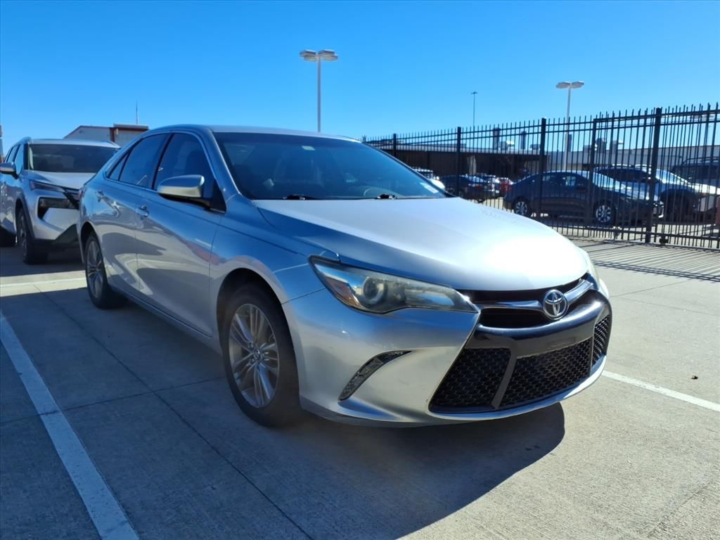 2016 Toyota Camry SE  at Autostrade