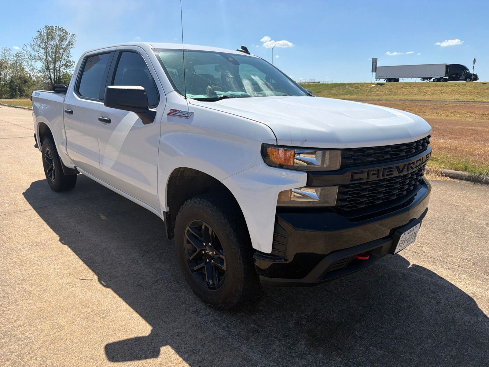 Summit White 2021 Chevrolet Silverado 1500 Pickup Truck Four-Wheel Drive 6-Speed Automatic Overdrive
