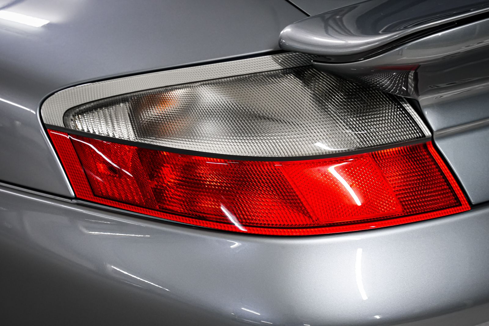 2004 Porsche 911 Turbo — photo 35