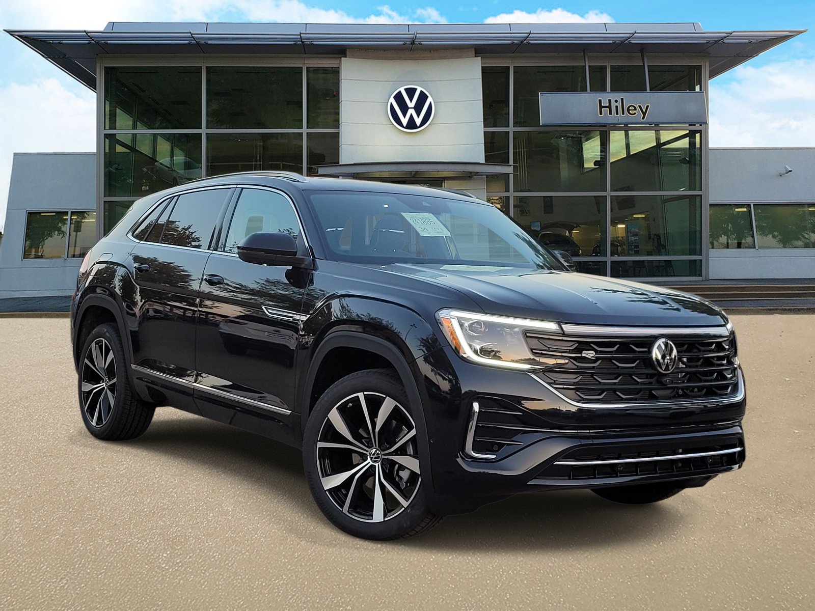 New Deep Black Pearl 2026 Volkswagen Atlas Cross Sport 2.0T SEL