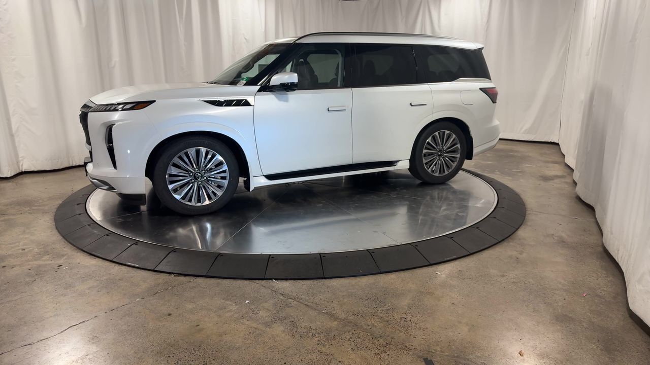 2025 Infiniti QX80 Sensory photo 5