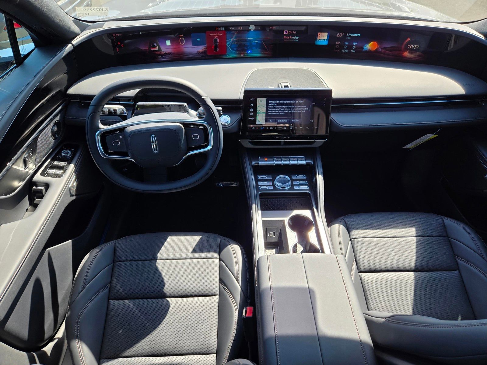 New 2025 Gray Lincoln Premiere image 8