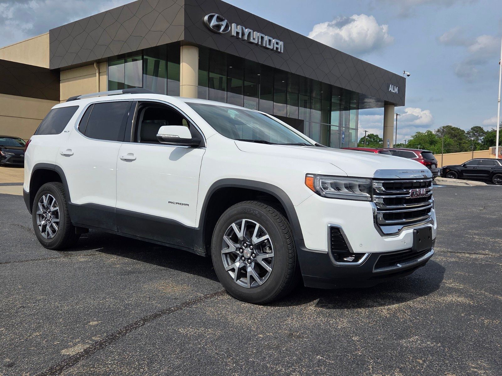 2023 GMC Acadia SLT AWD's photo