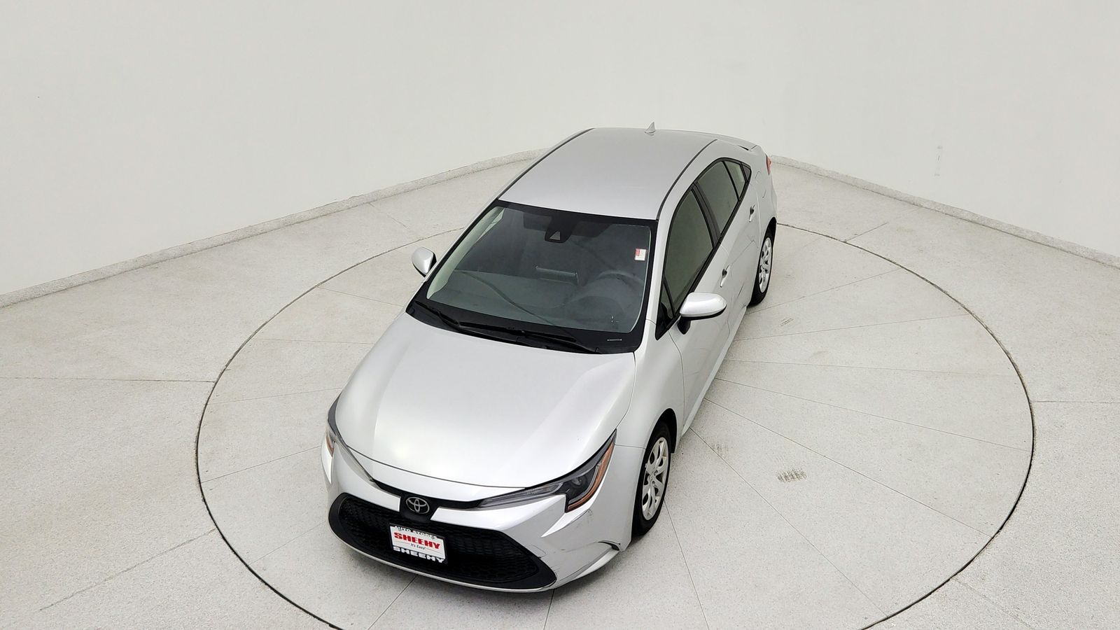 Used 2021 Silver Toyota LE image 16