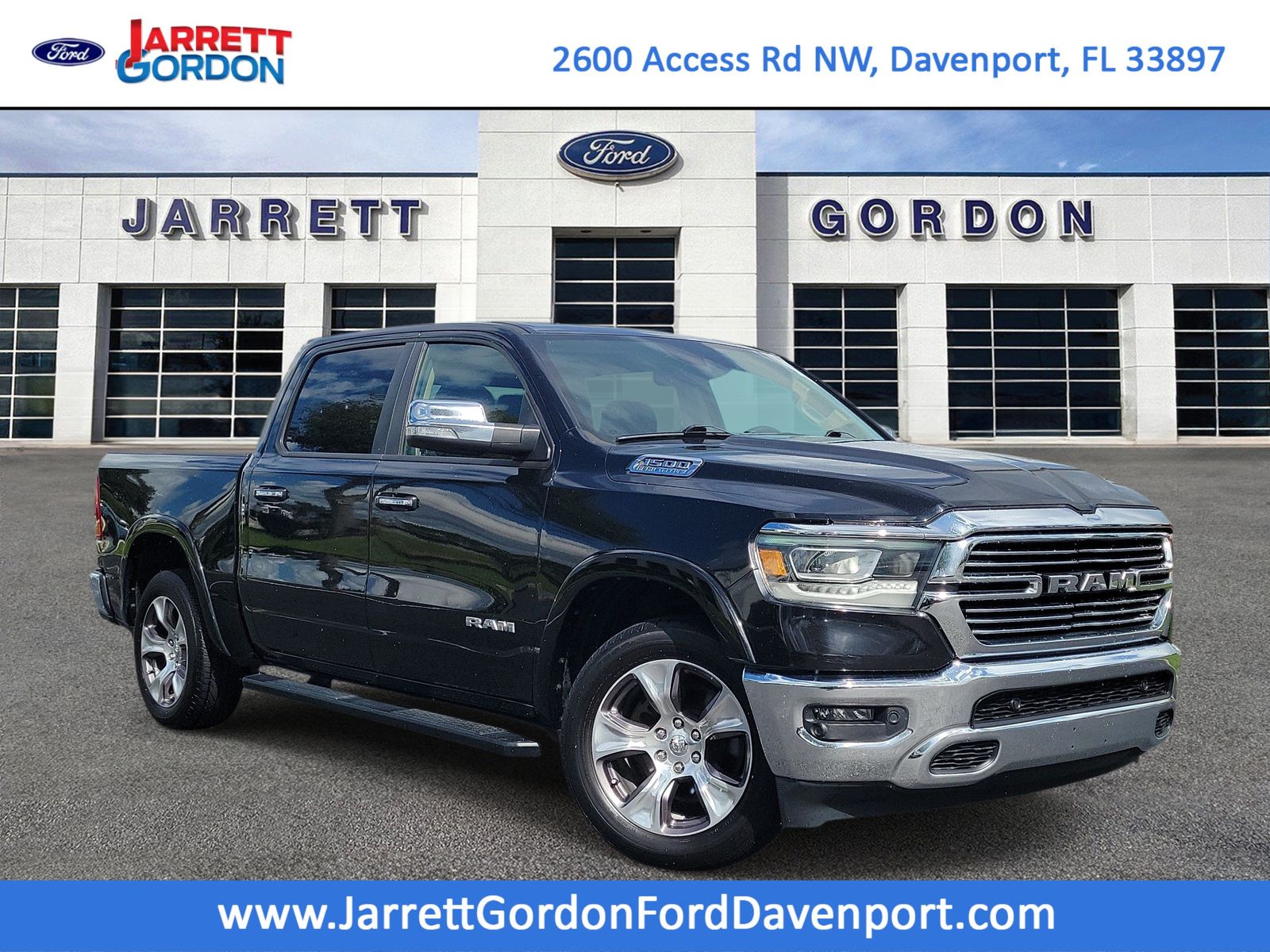 Diamond Black Crystal Pearlcoat 2021 RAM 1500 Pickup Truck 4X2 8-Speed Automatic