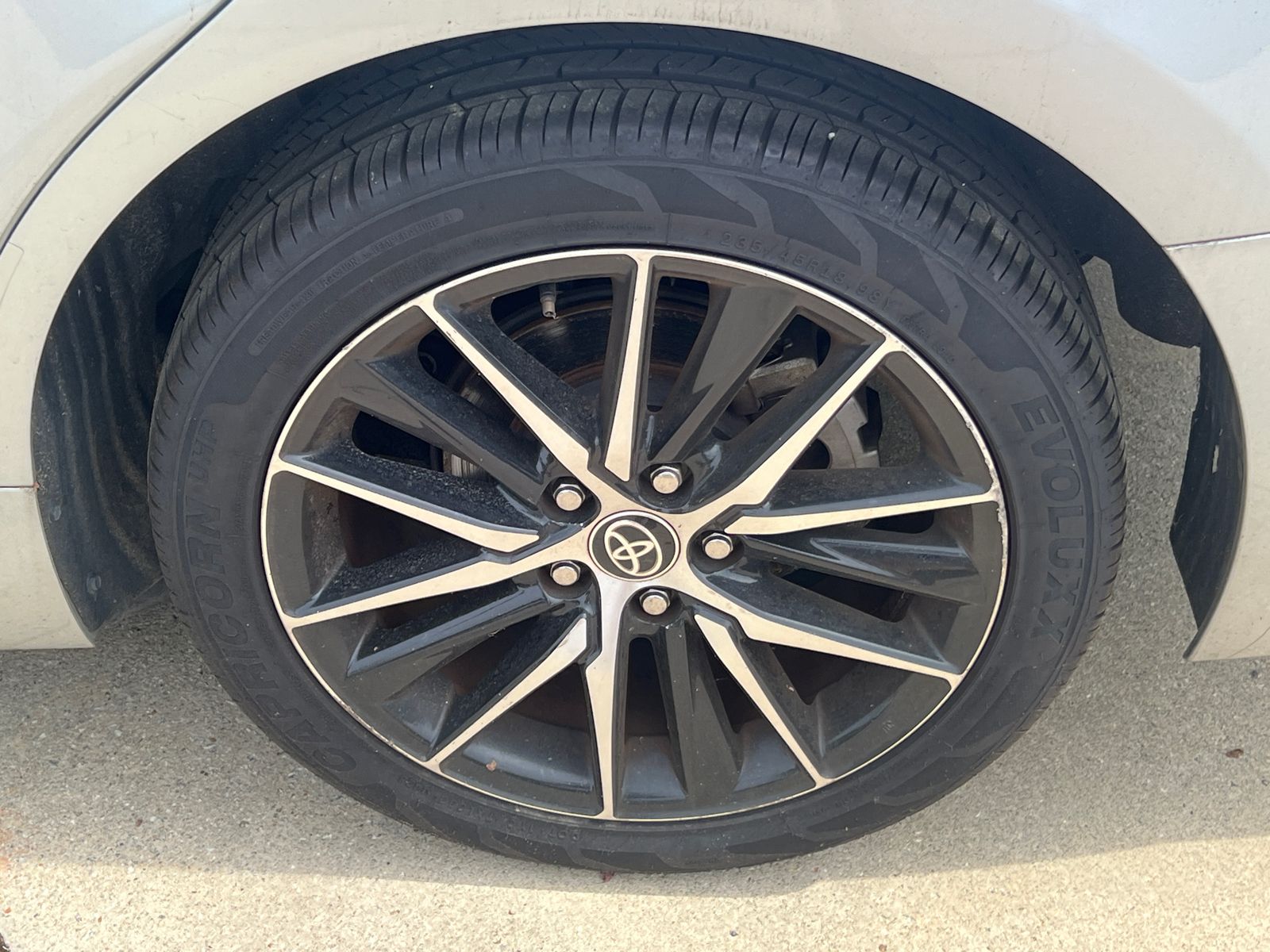 2022 Toyota Camry SE photo 19