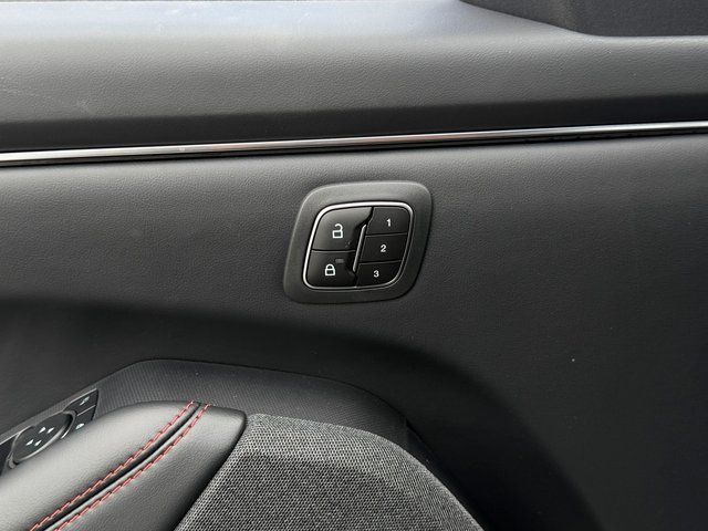 New 2026 Star White Metallic Tri-coat Ford Premium image 29
