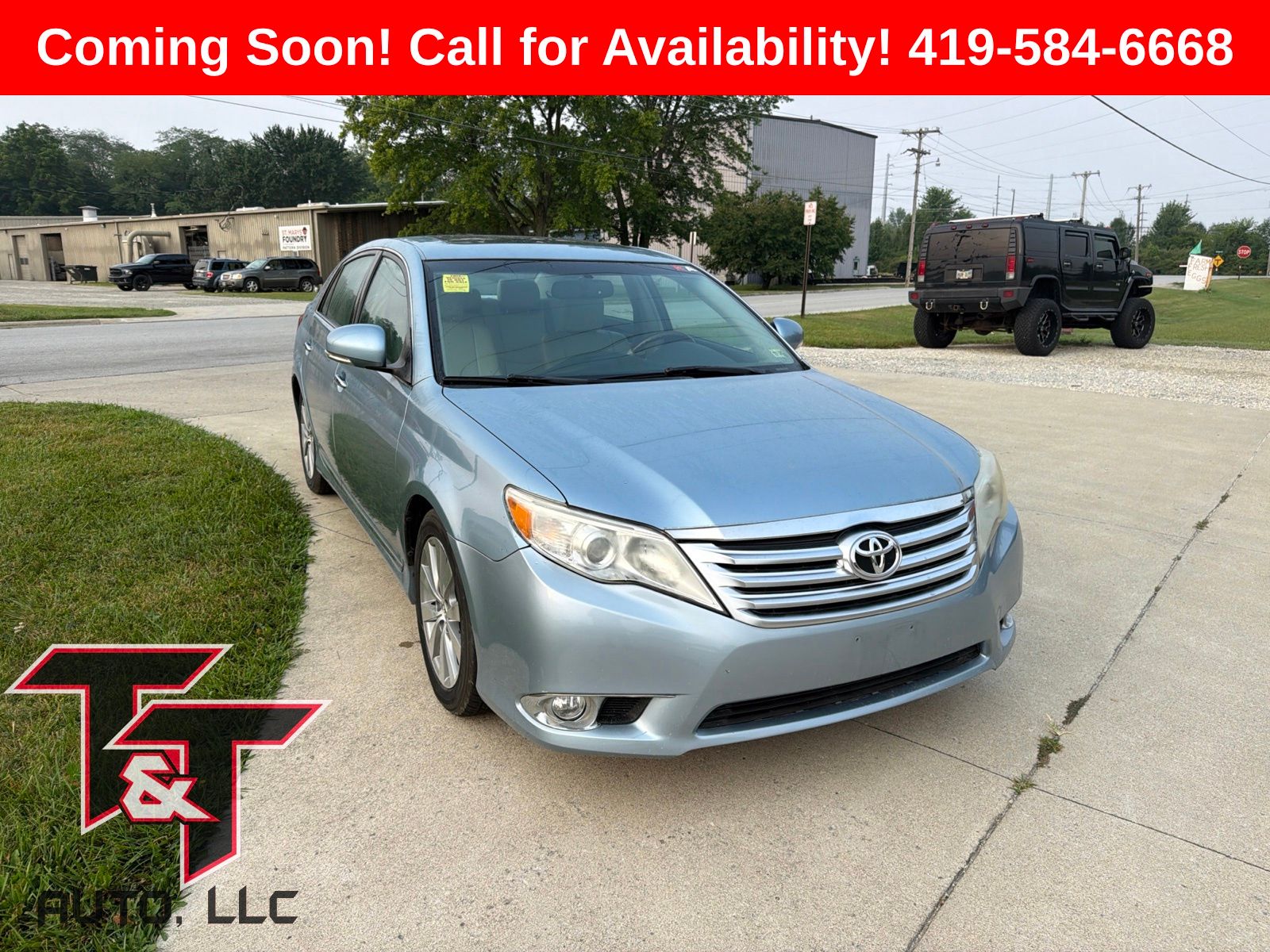 Zephyr Blue Metallic 2011 Toyota Avalon Sedan Front-Wheel Drive 6-Speed Automatic