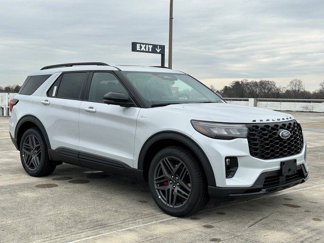 2026 Ford Explorer ST-LINE 4WD's photo