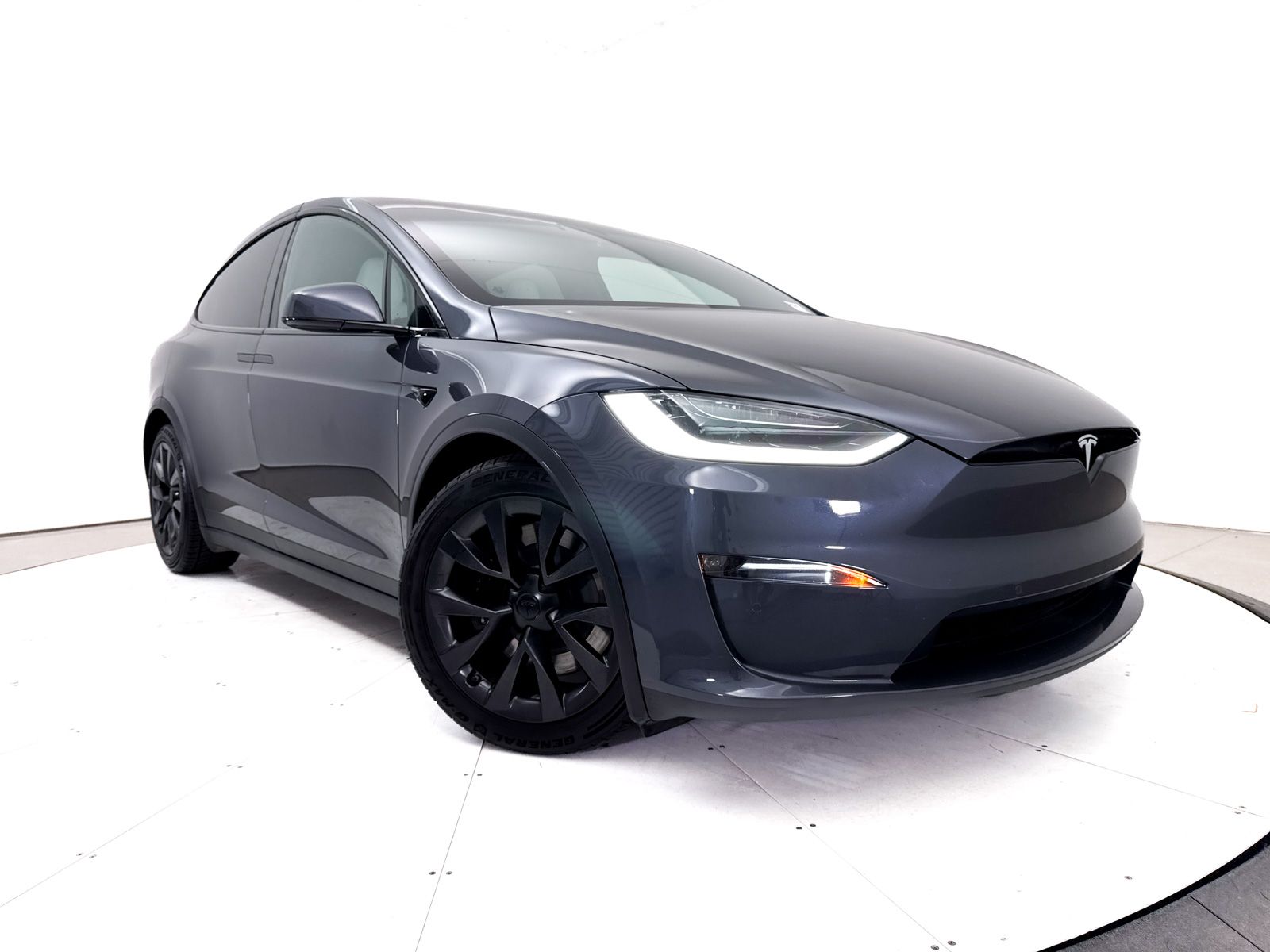 2022 Tesla Model X AWD photo