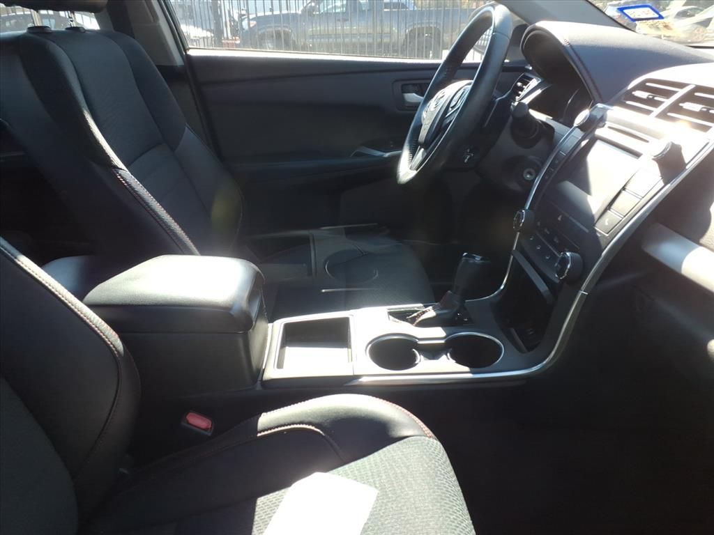 2016 Toyota Camry SE  at Autostrade