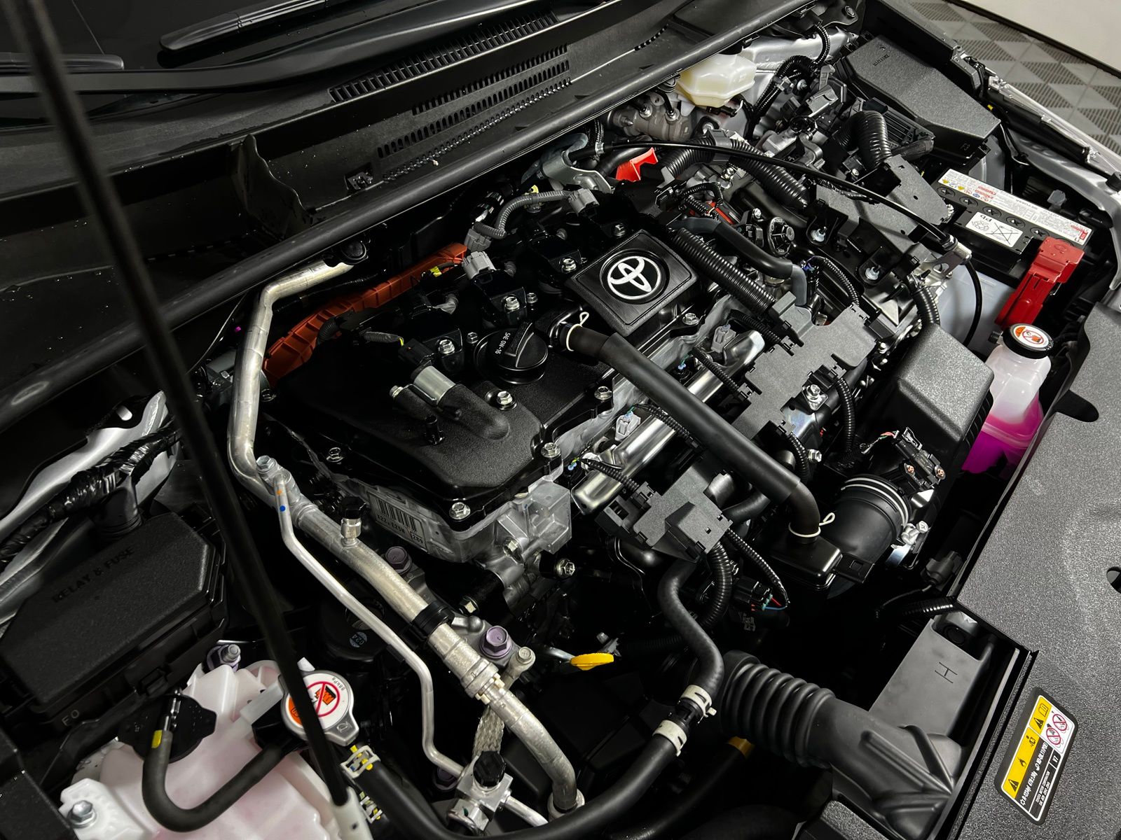 Thumbnail: 2025 Toyota Corolla - 11