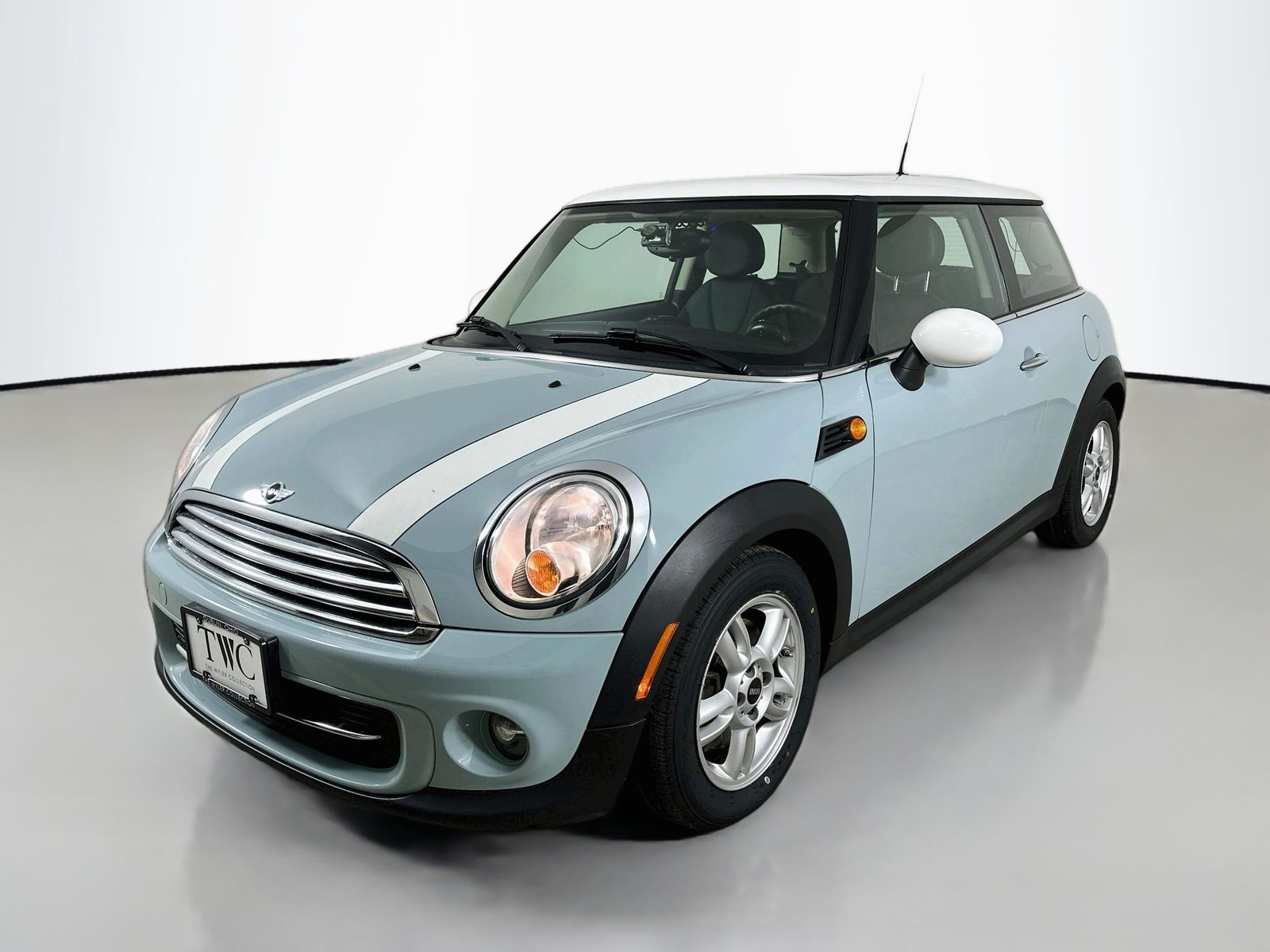  2013 MINI Cooper Hatchback FWD   
