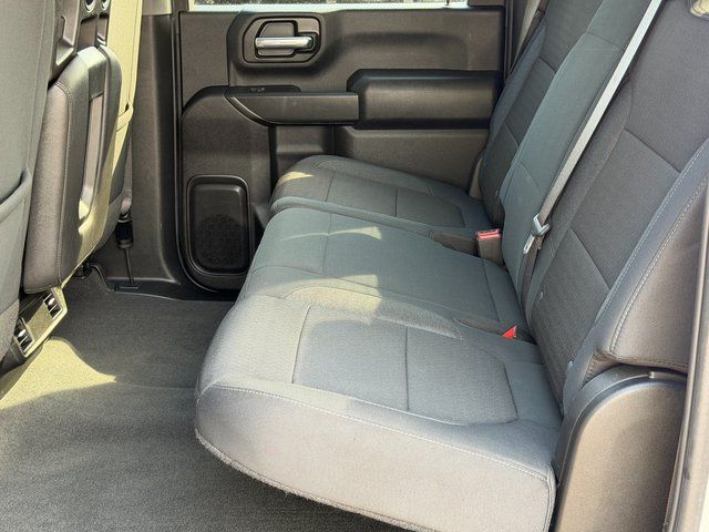 Used 2022 Summit White Chevrolet Custom image 32
