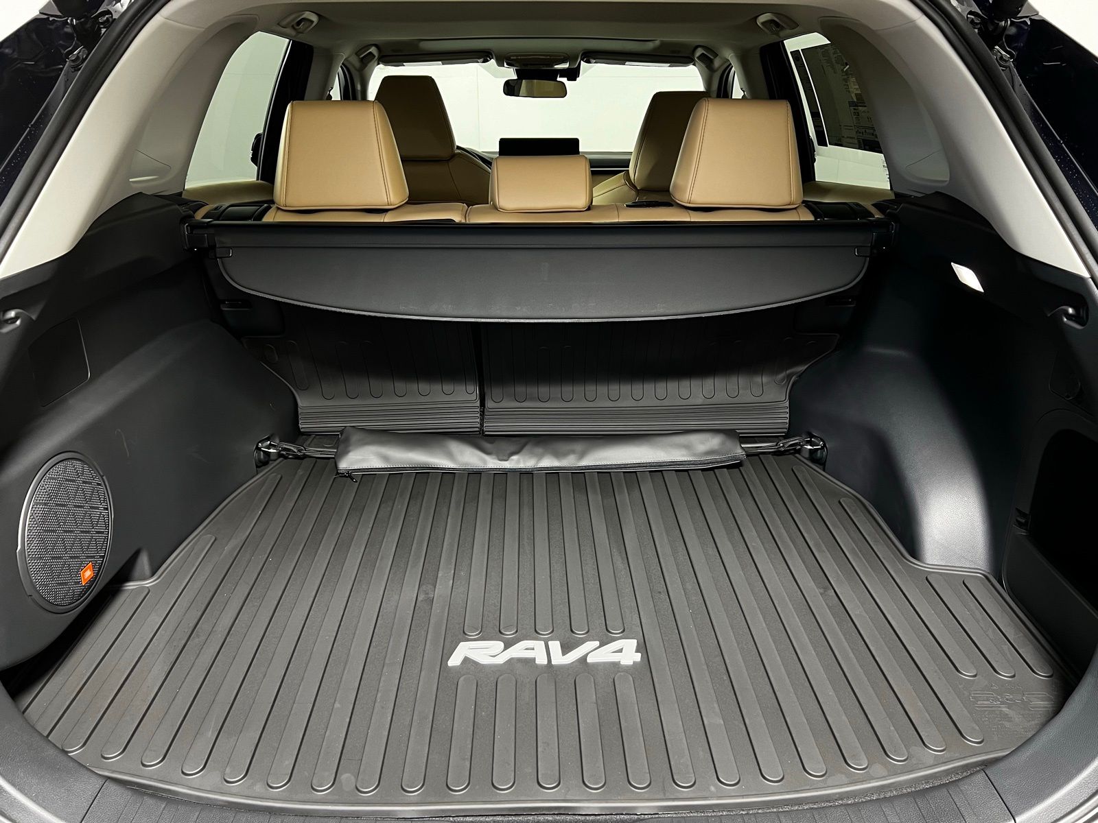 Thumbnail: 2025 Toyota RAV4 - 23