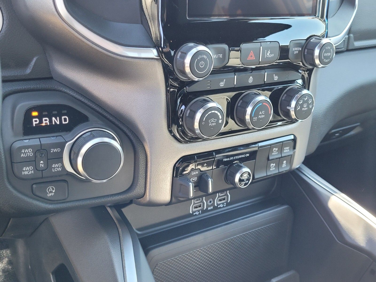 2026 Ram 1500 Big Horn Lone Star photo 4