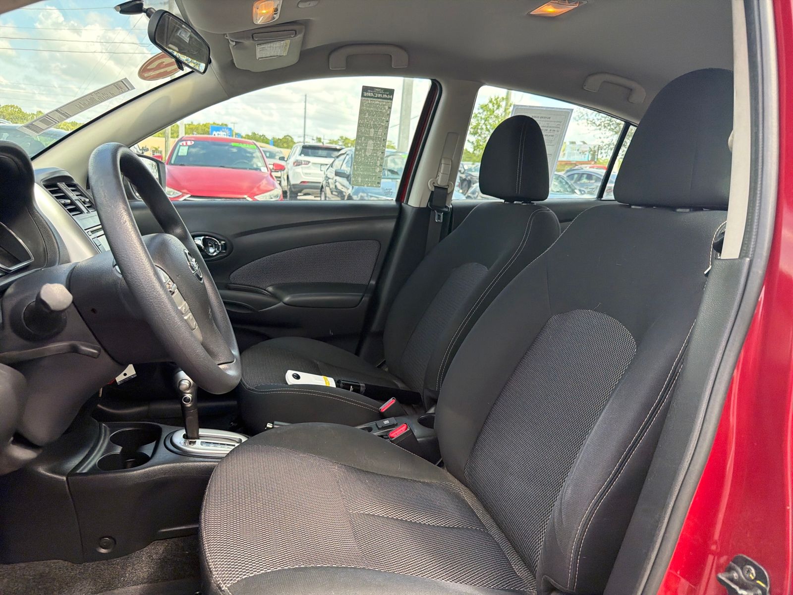 Used 2015 Nissan Versa 1.6 SV 4D Sedan