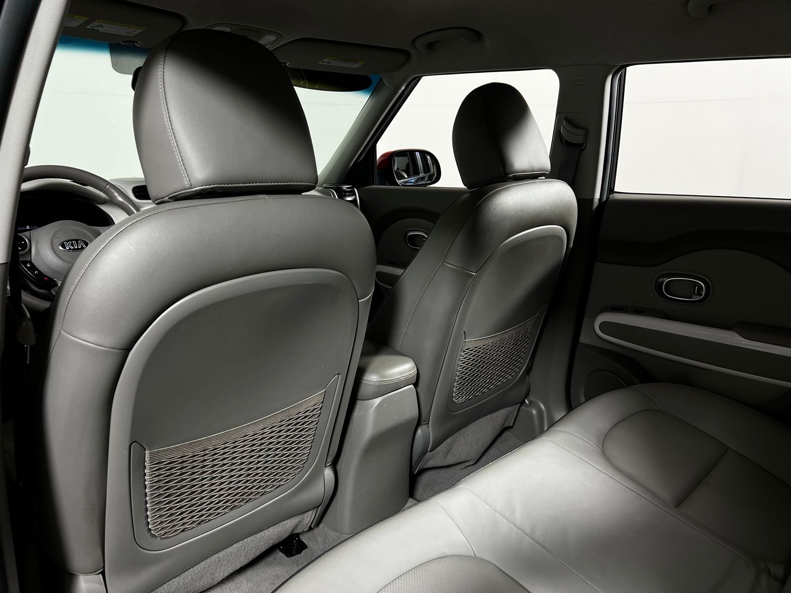 Thumbnail: 2017 Kia Soul EV - 24