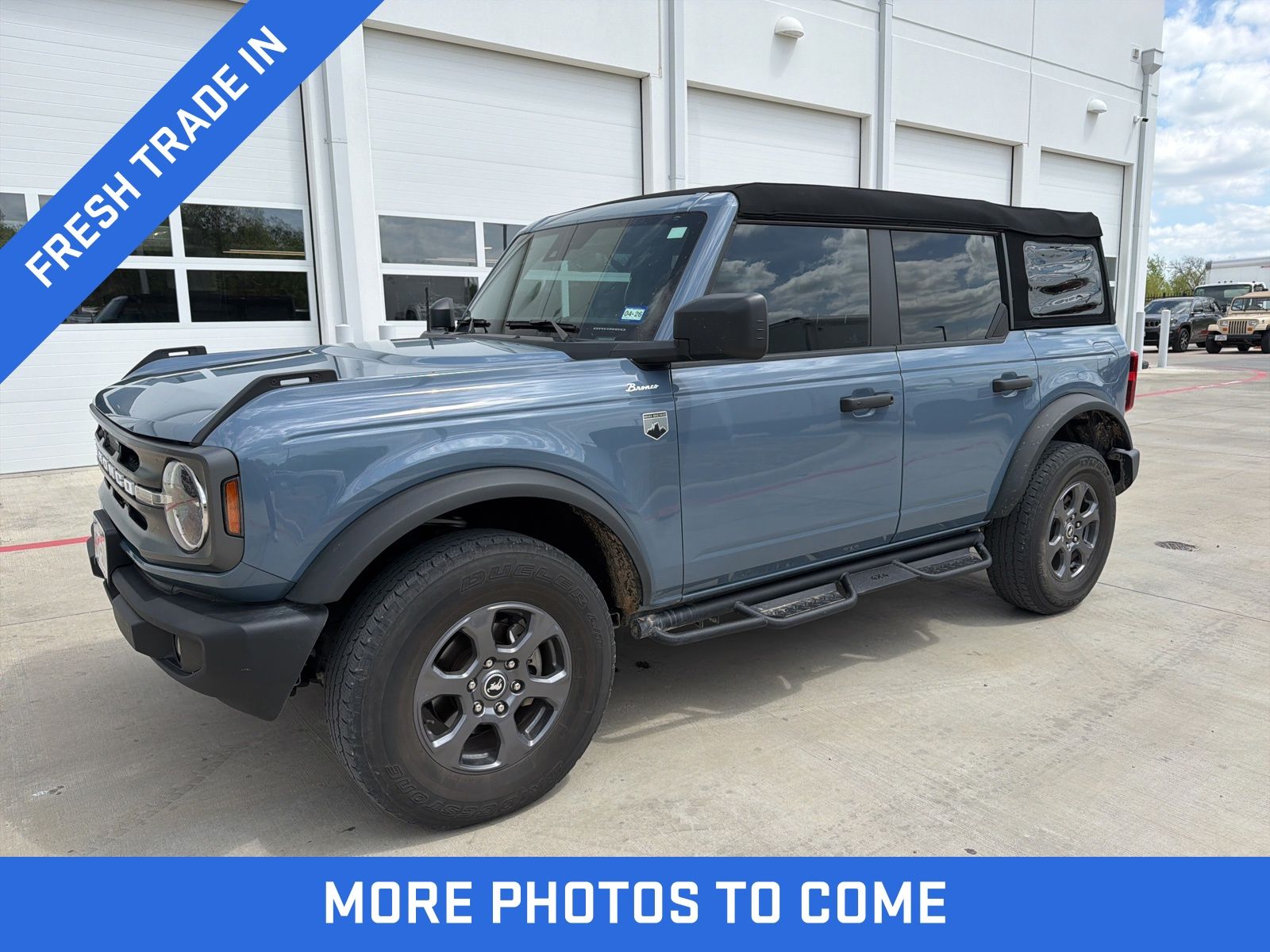 Blue (Azure Gray Metallic Tri-Coat) 2023 Ford Bronco Big Bend 4-Door 4WD SUV / Crossover Four-Wheel Drive Automatic