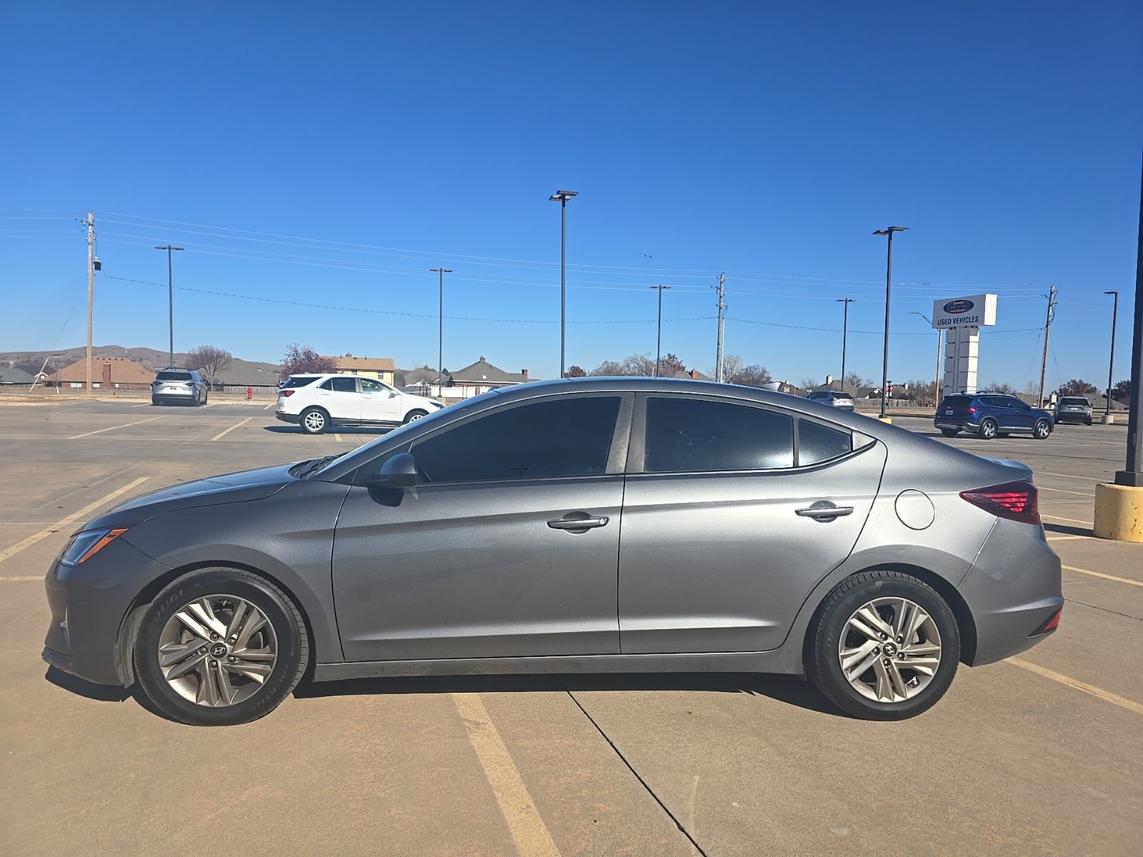 2019 Hyundai Elantra SEL 2