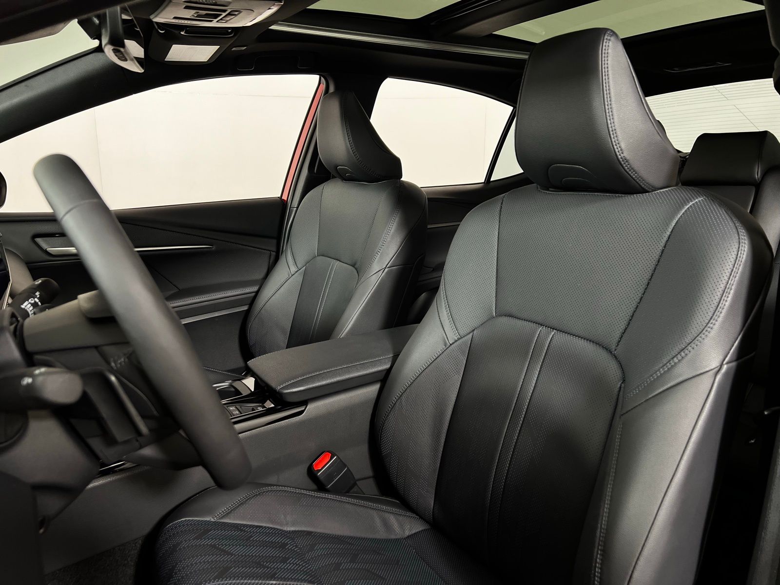 Thumbnail: 2025 Toyota Camry - 10