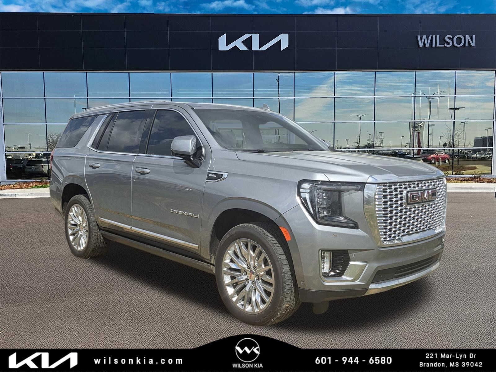 2024 GMC Yukon Denali 4WD