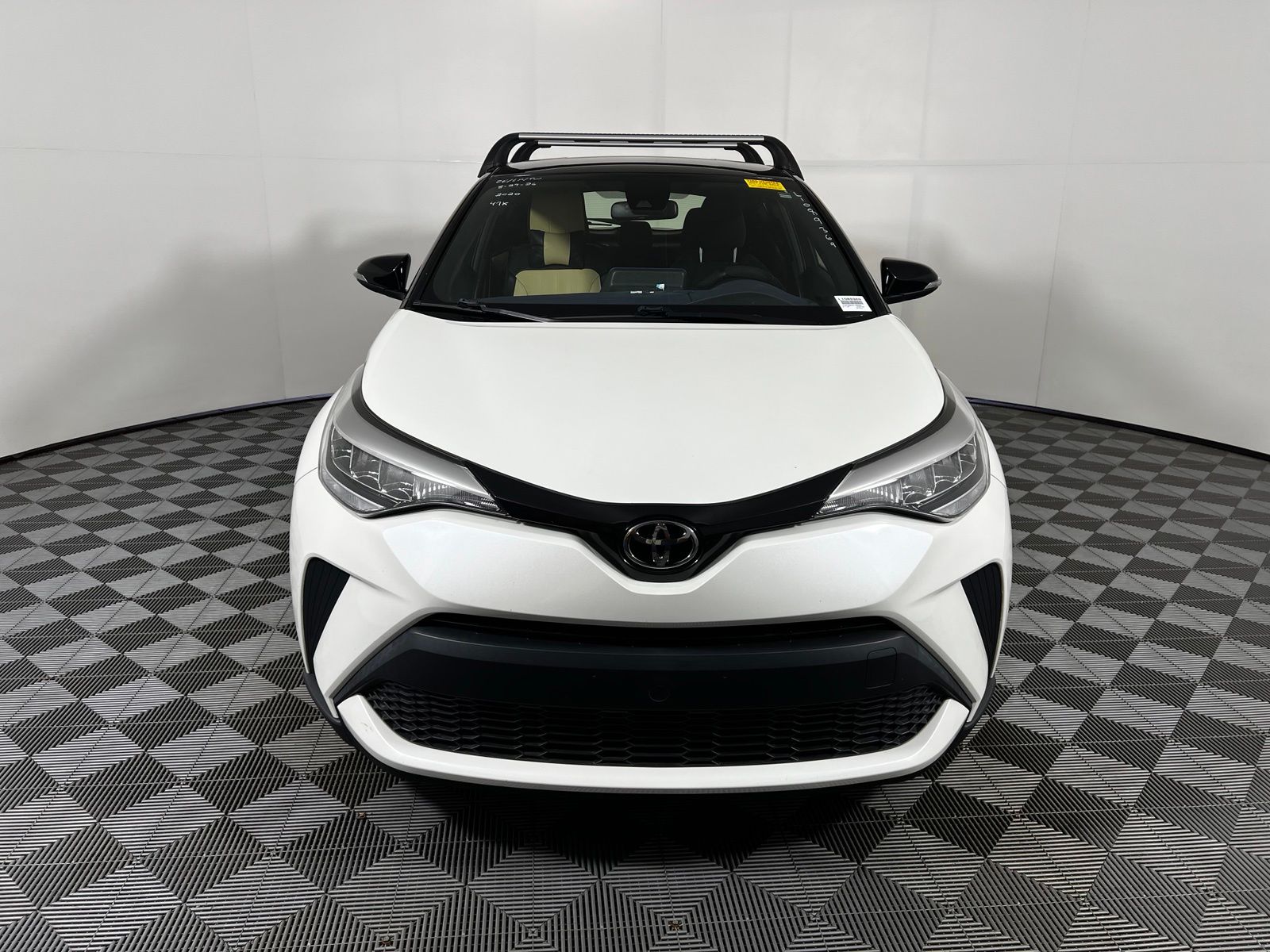 Thumbnail: 2020 Toyota C-HR - 2