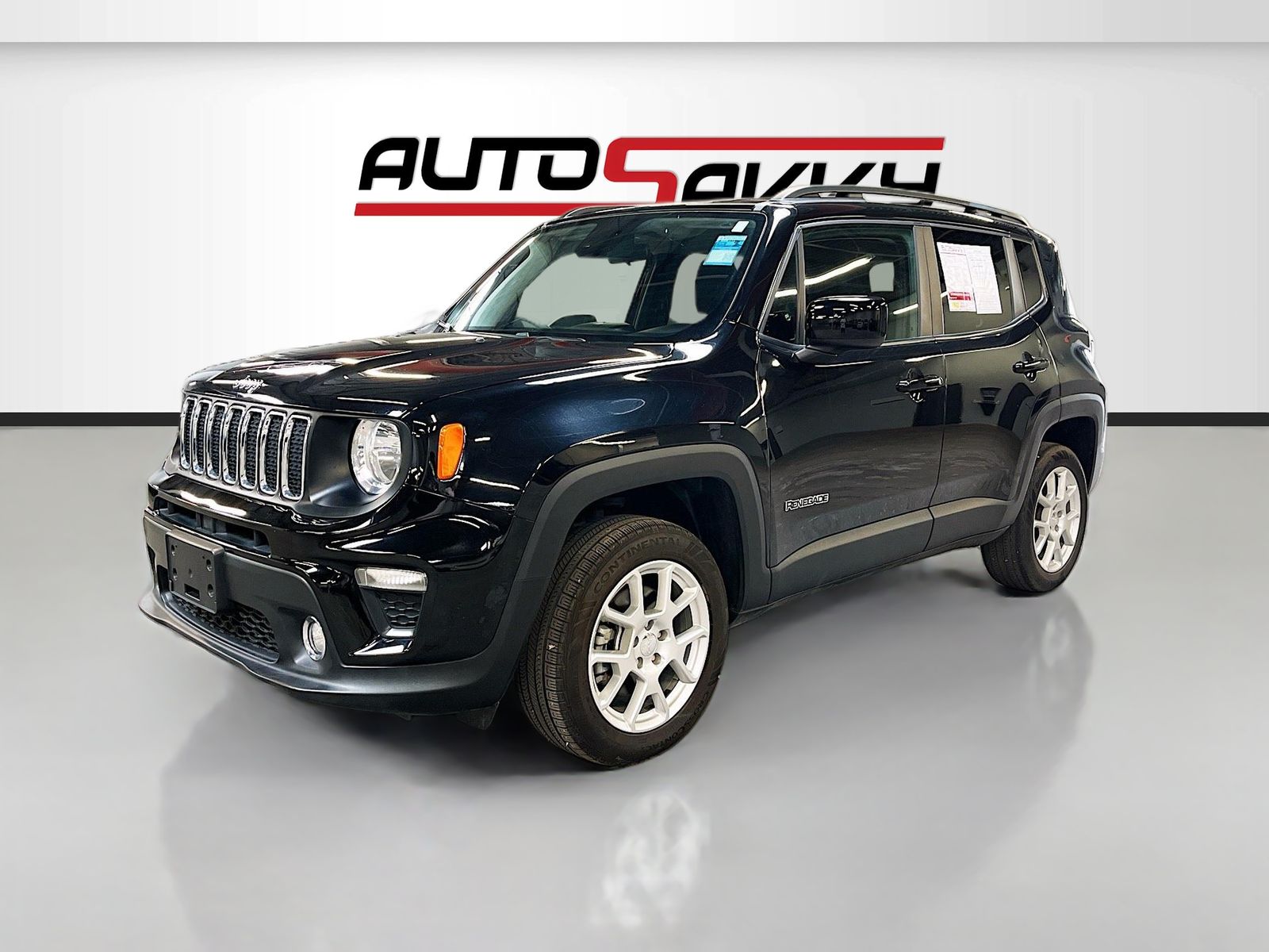 Used 2021 Black Jeep Latitude image 3