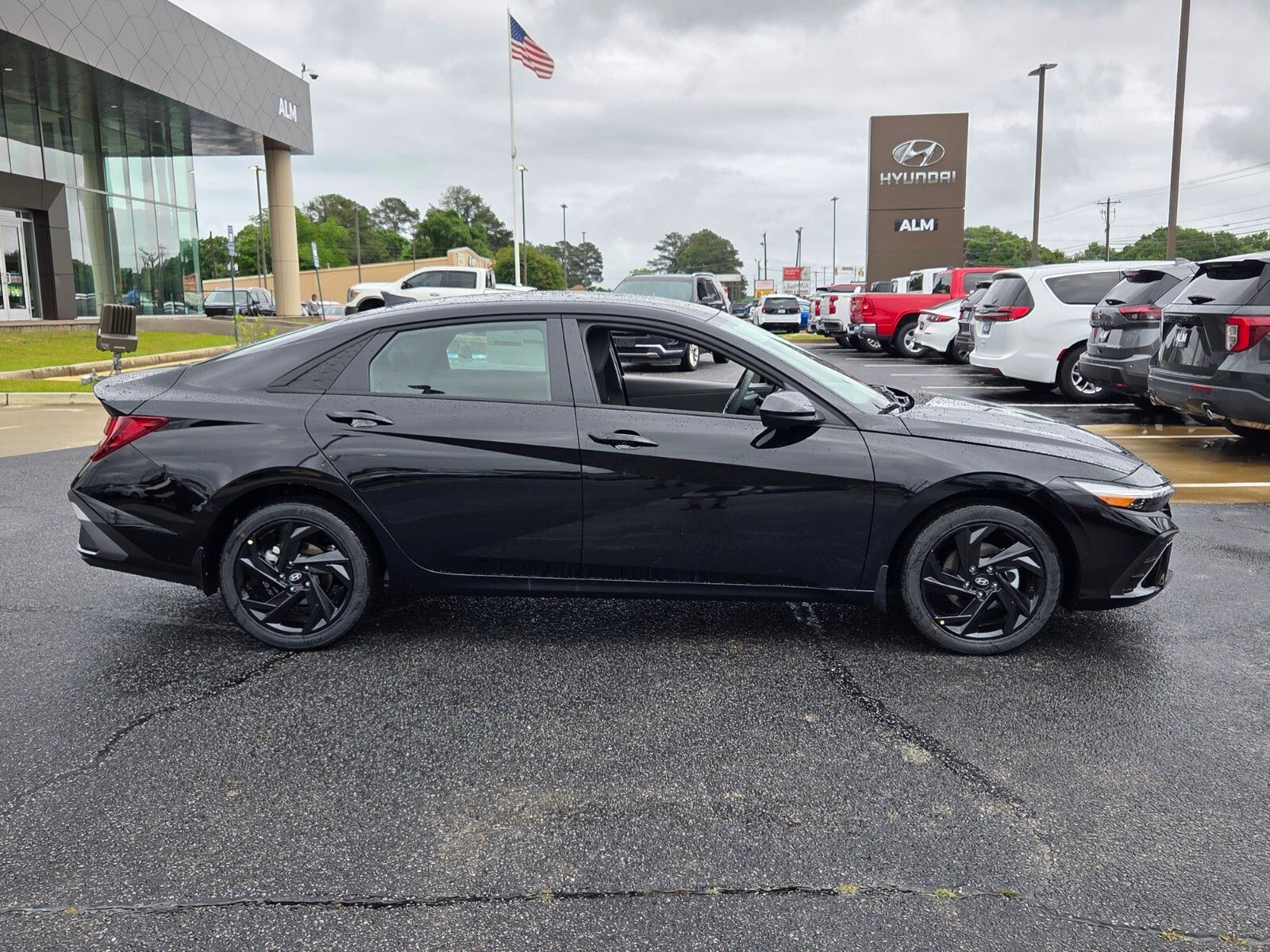 New 2026 Black Hyundai SEL Sport image 12