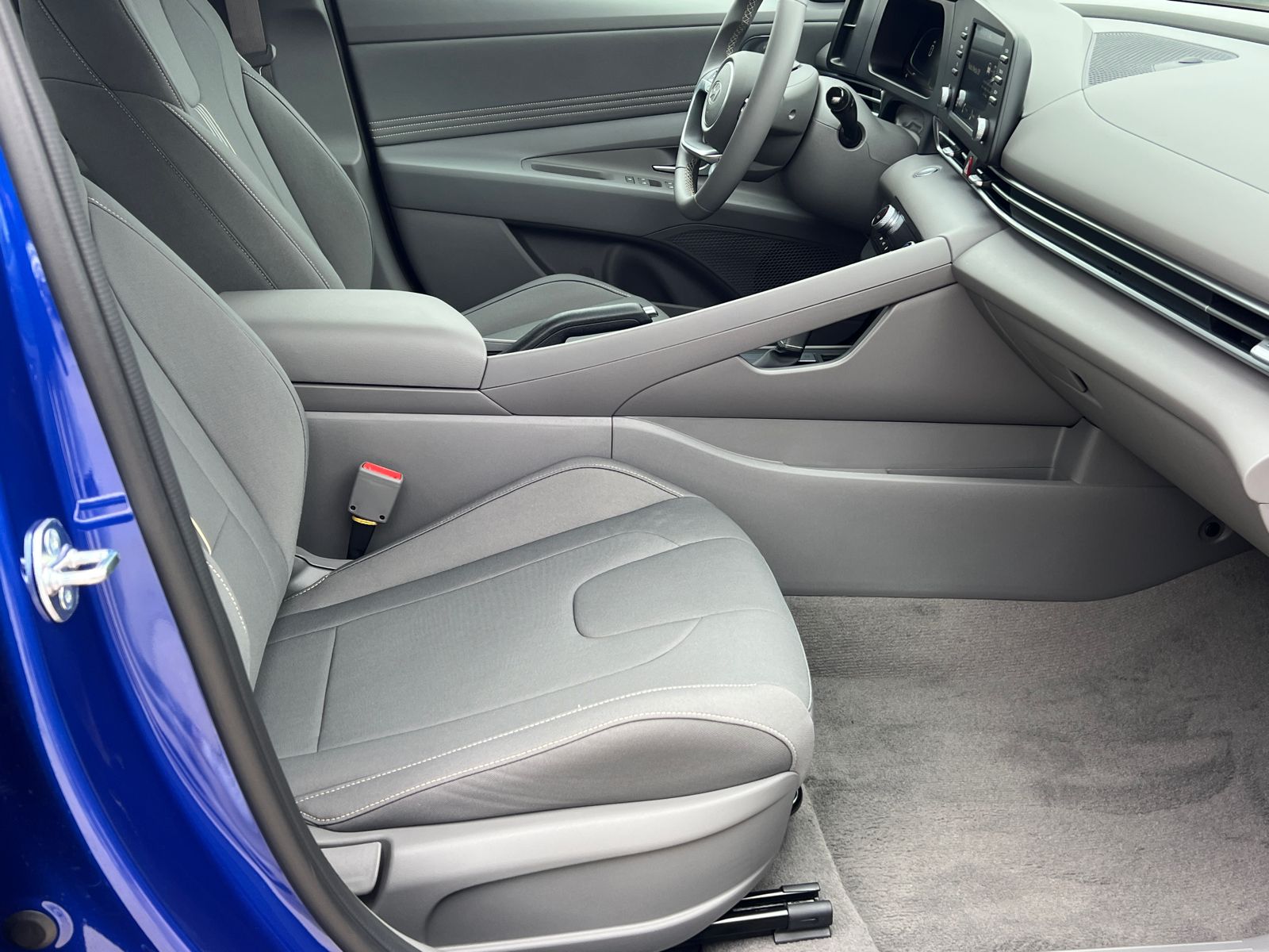 New 2026 Blue Hyundai SEL Sport image 14