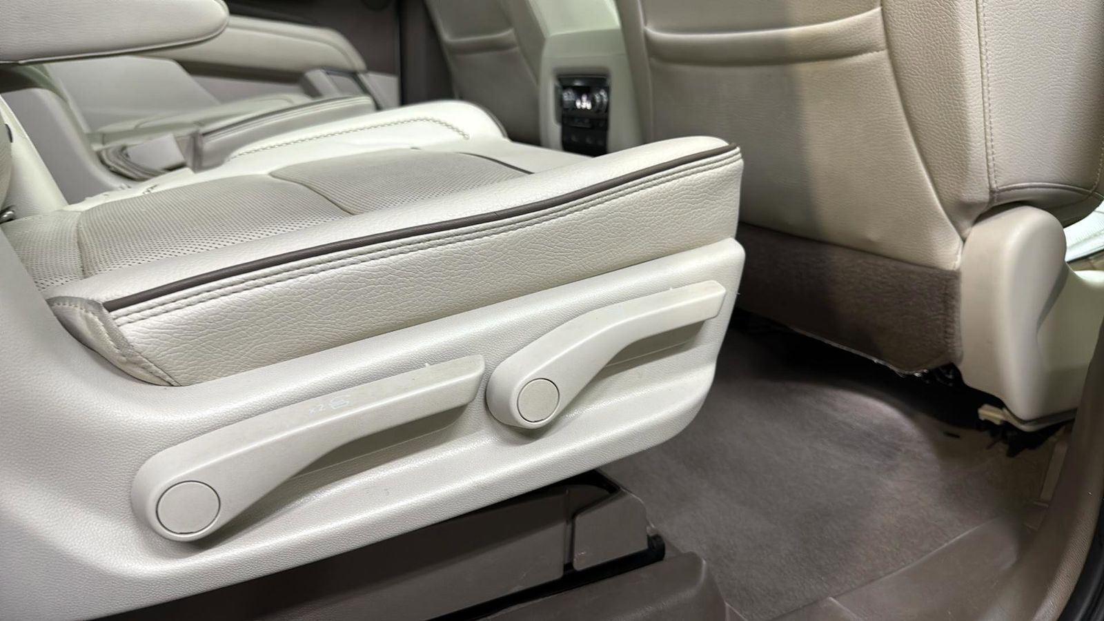 Used Car 2021 Gmc Yukon Xl  Denali For Sale Under $50,000 In Austin, Texas