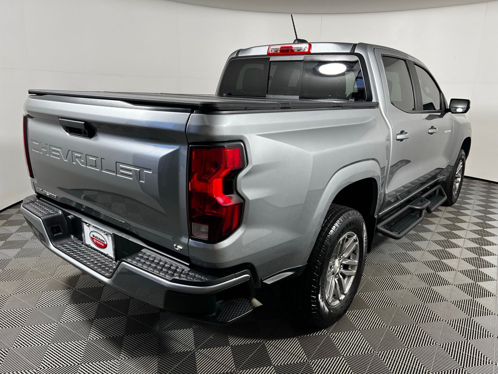 Thumbnail: 2023 Chevrolet Colorado - 5