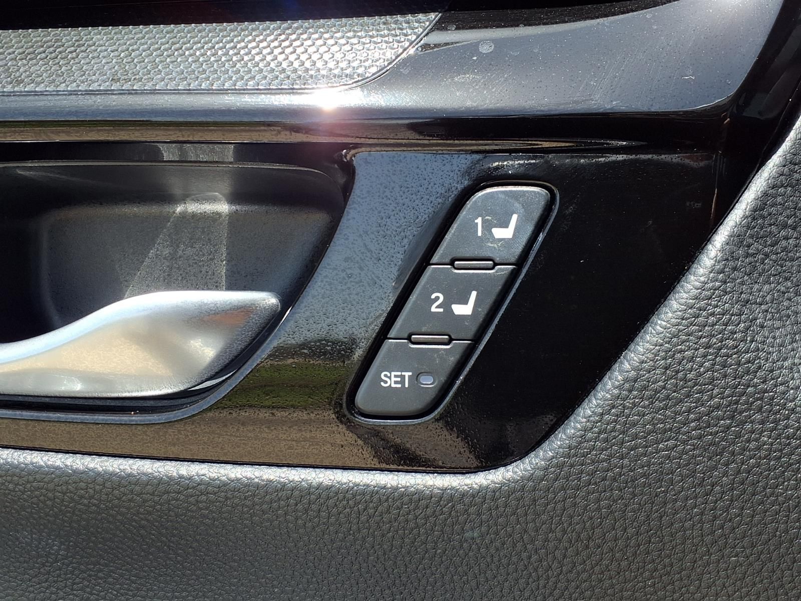 2025 Honda CR-V EX-L - Photo 20