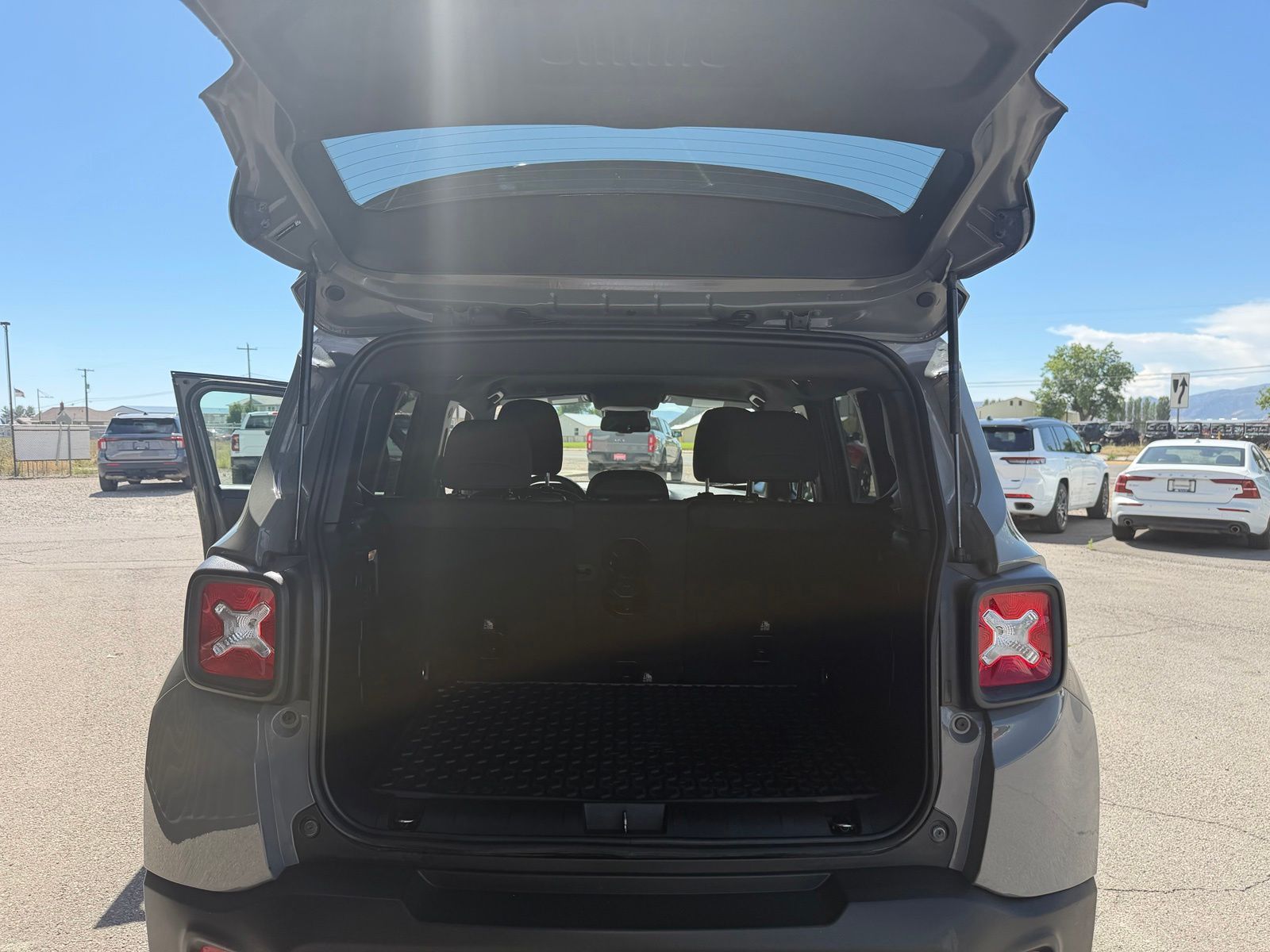 Used 2022 Jeep Renegade SUV