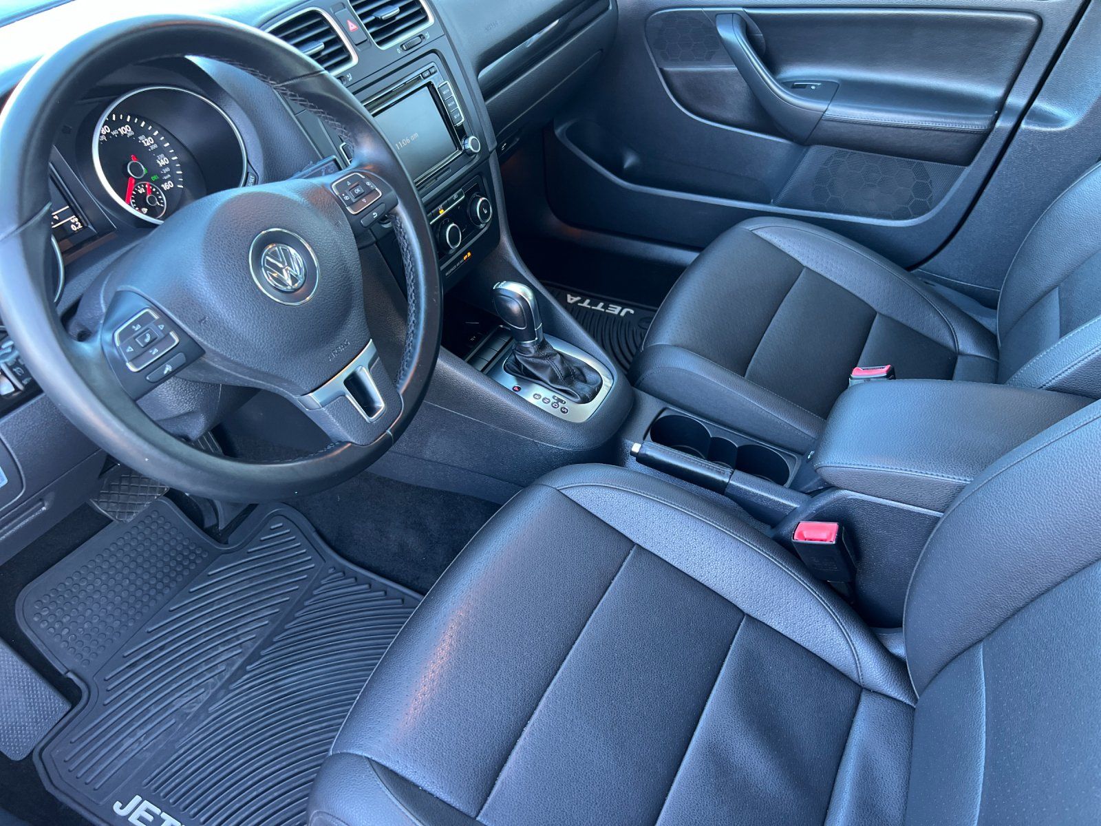 used 2014 Volkswagen Jetta SportWagen car, priced at $12,998