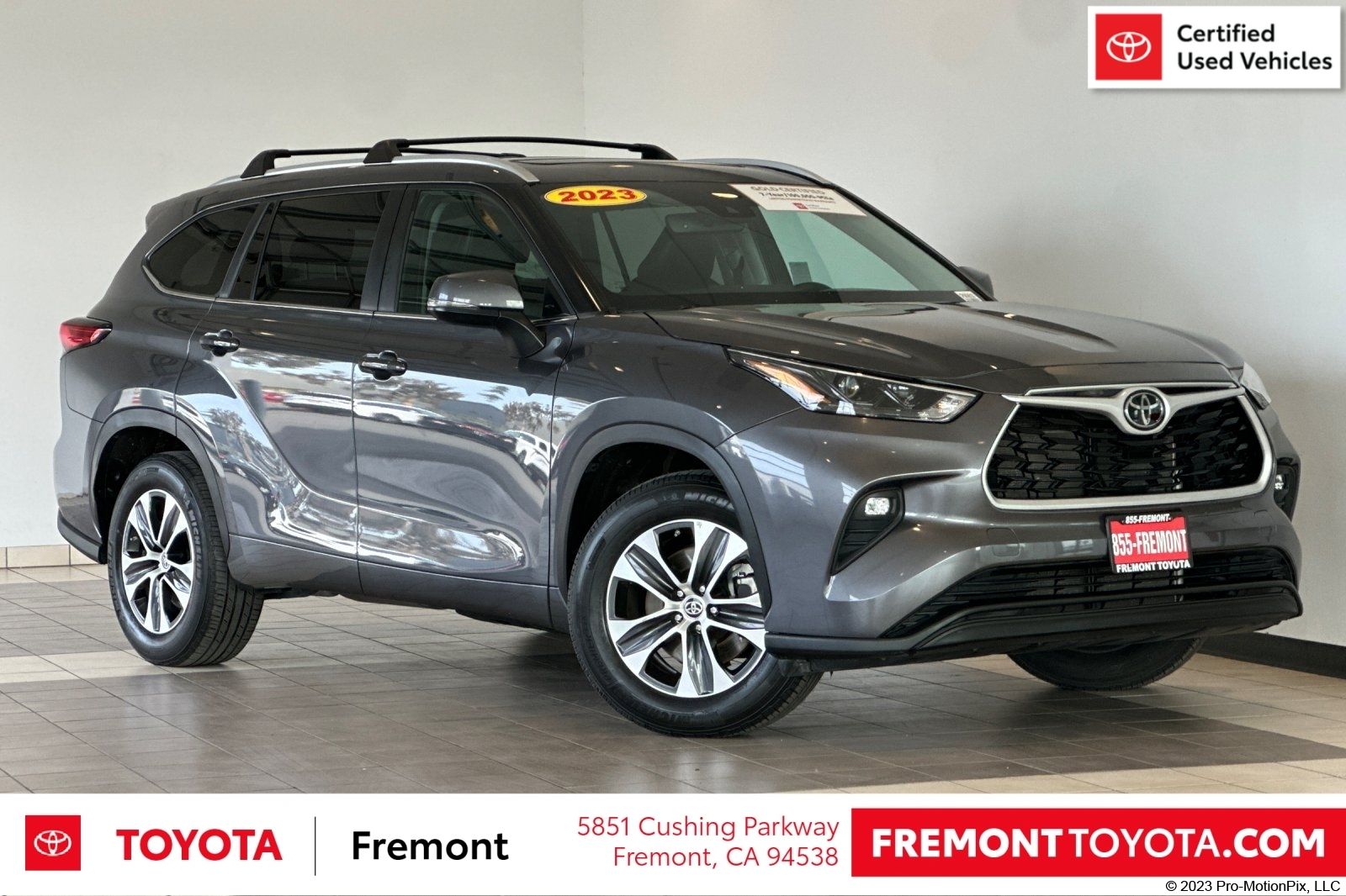 2023 Toyota Highlander XLE FWD