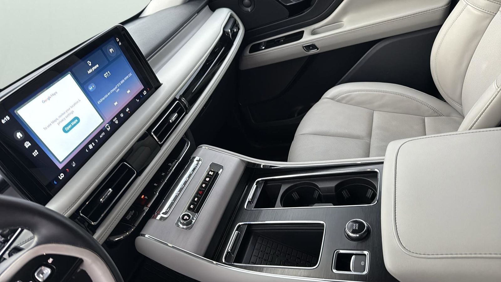 Used Car 2025 Lincoln Aviator  Reserve For Sale Under $70,000 In Austin, Texas