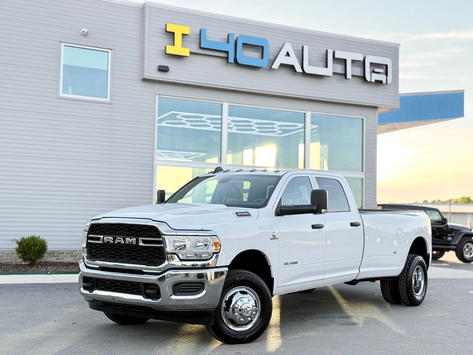 Bright White Clearcoat 2022 RAM 3500 Tradesman Crew Cab LB DRW 4WD Pickup Truck Four-Wheel Drive 6-Speed Automatic