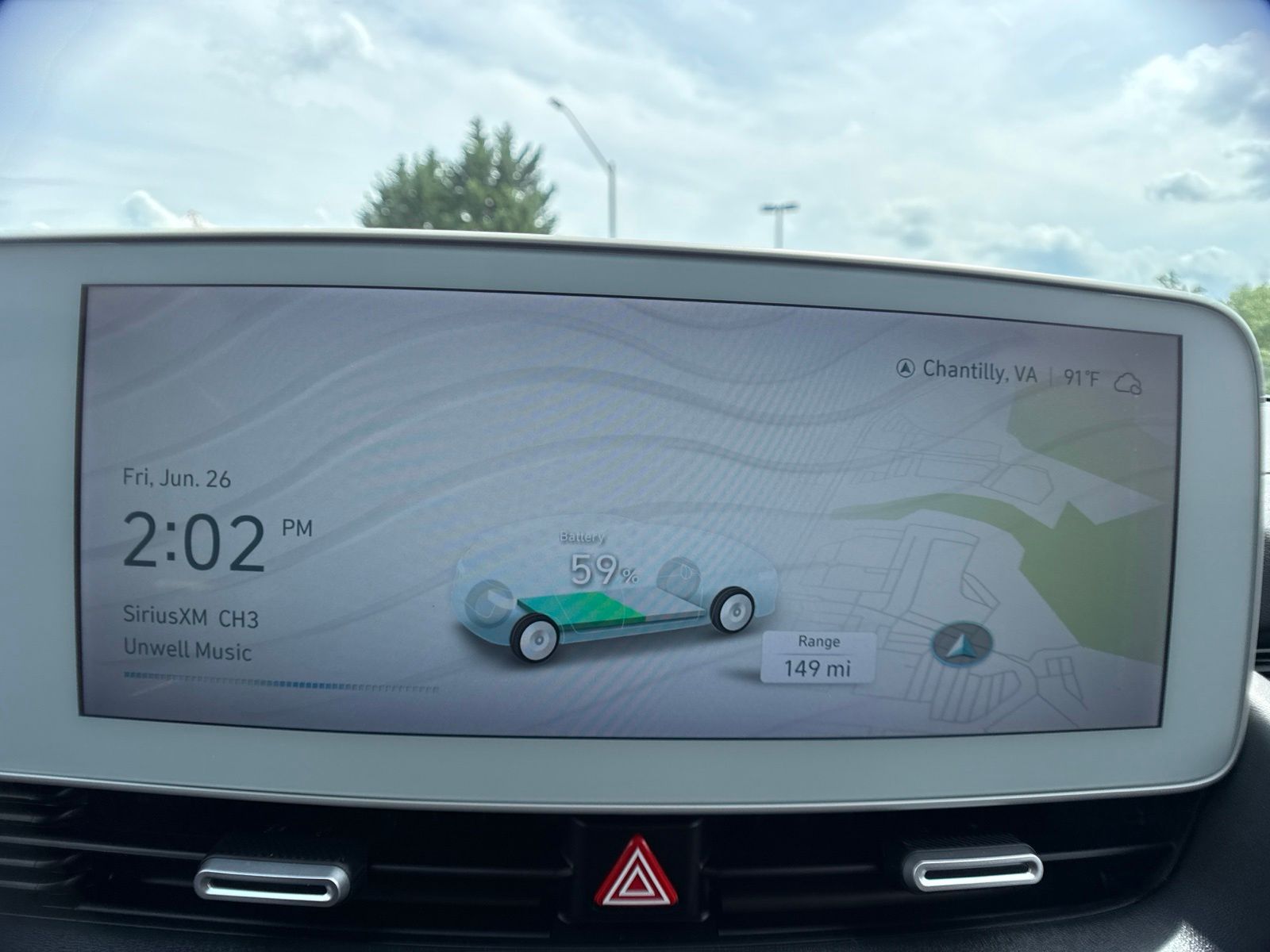 Used 2024 Black Hyundai SEL image 4