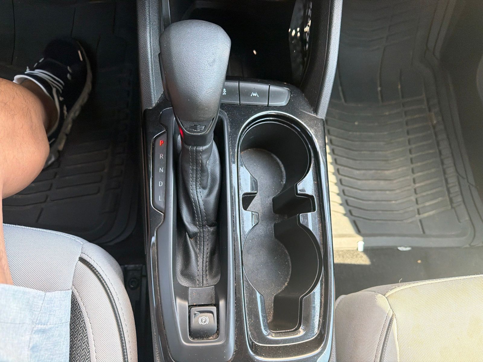 Used 2021 Blue Chevrolet LS image 18